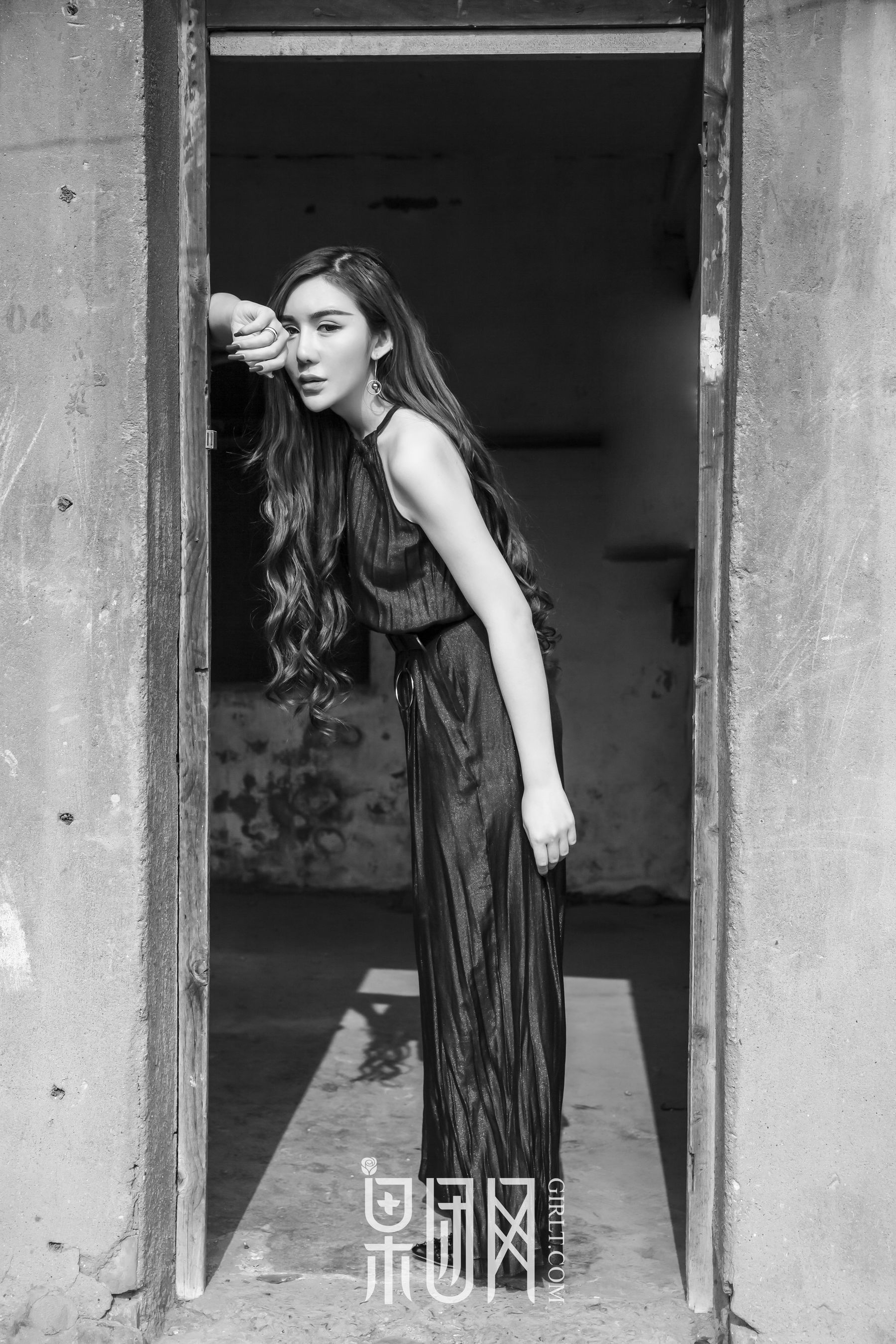 周晓唯《真！巨乳！兔女郎真空上阵》 [果团网Girlt] No.019_第3张