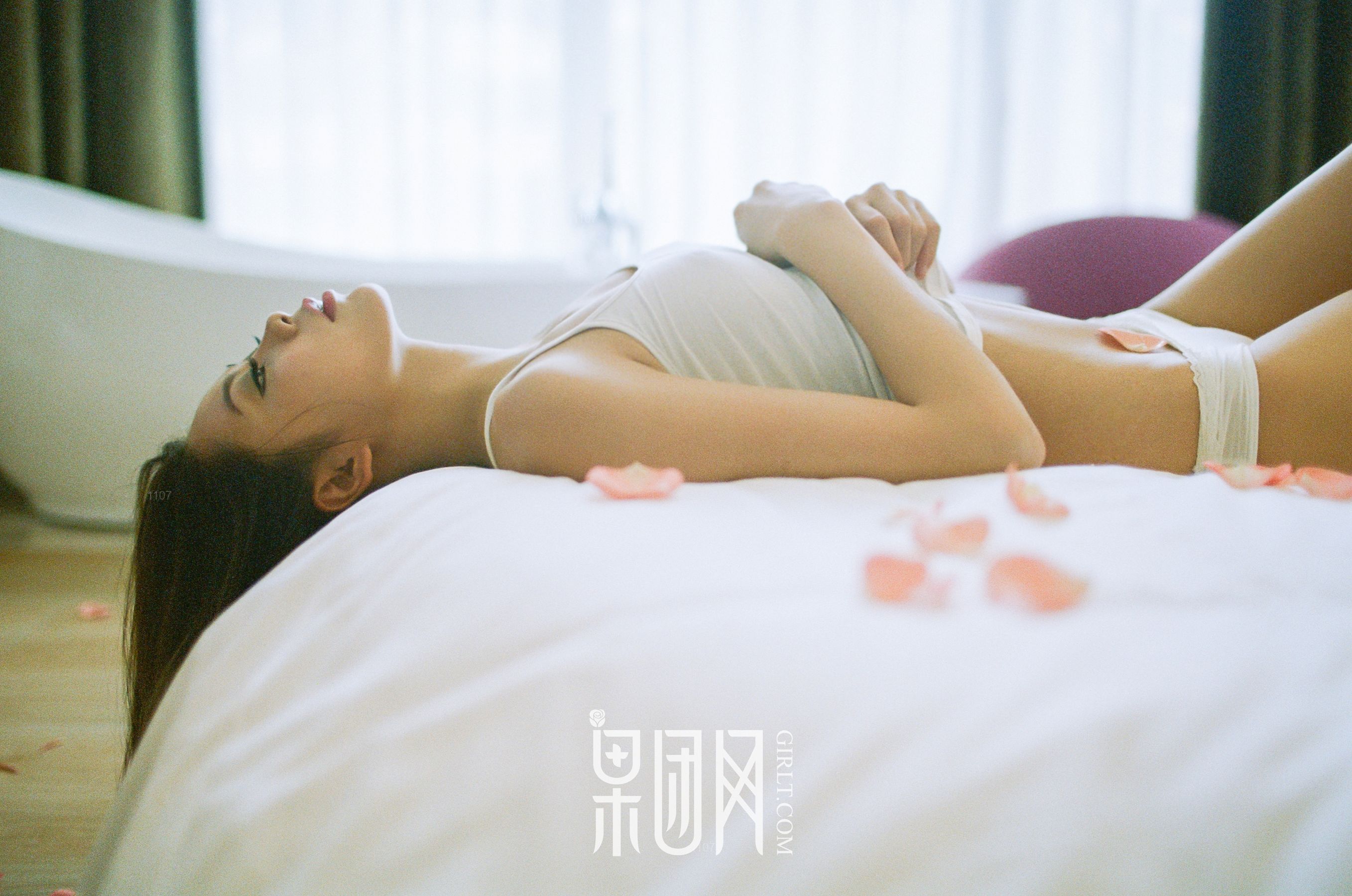 清纯女酮体如玉雪白嫩肤 [果团网Girlt] No.058_第3张