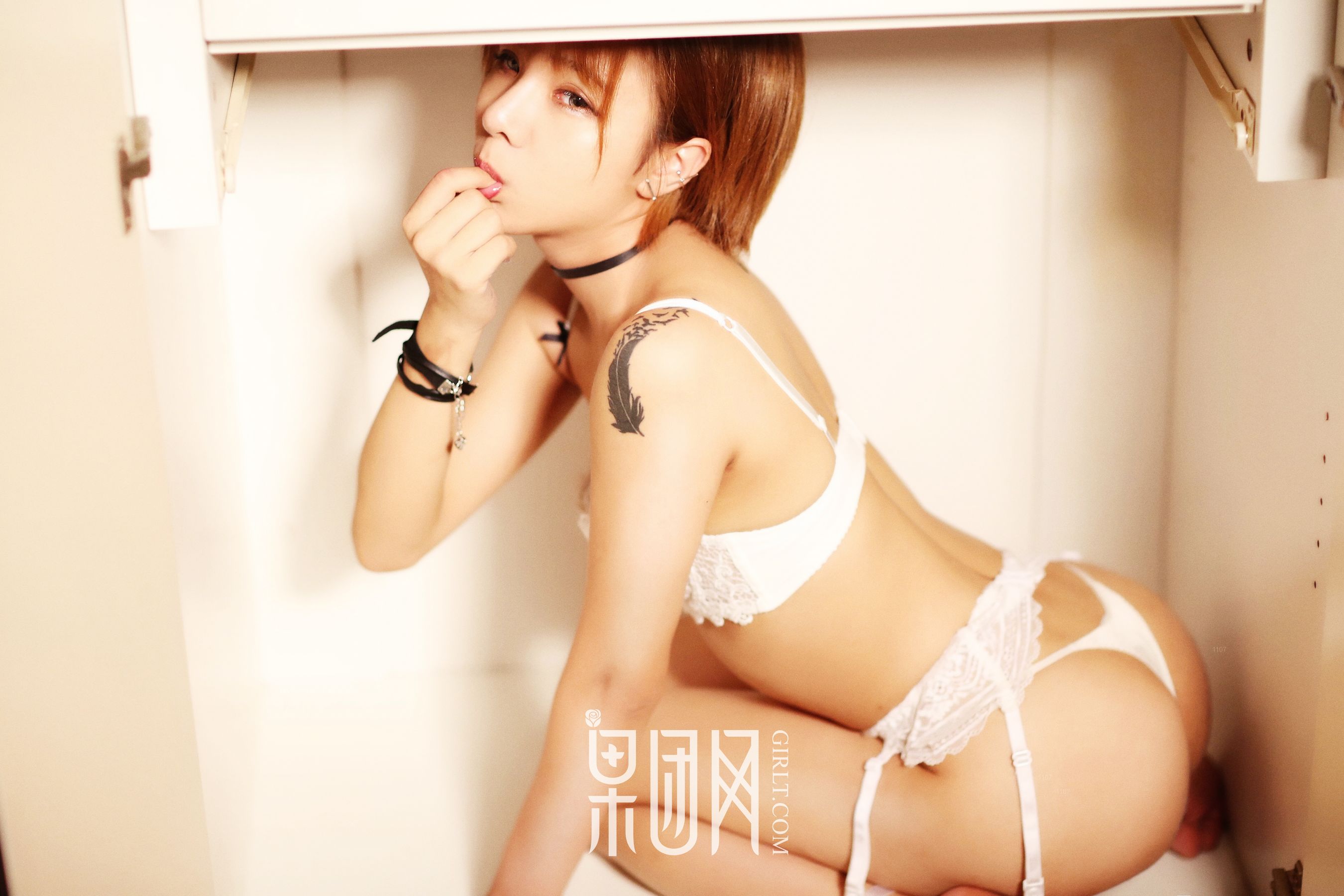 木子夕夕夕《牛仔的帅气，蕾丝的诱惑》 [果团网Girlt] NO.073_第1张