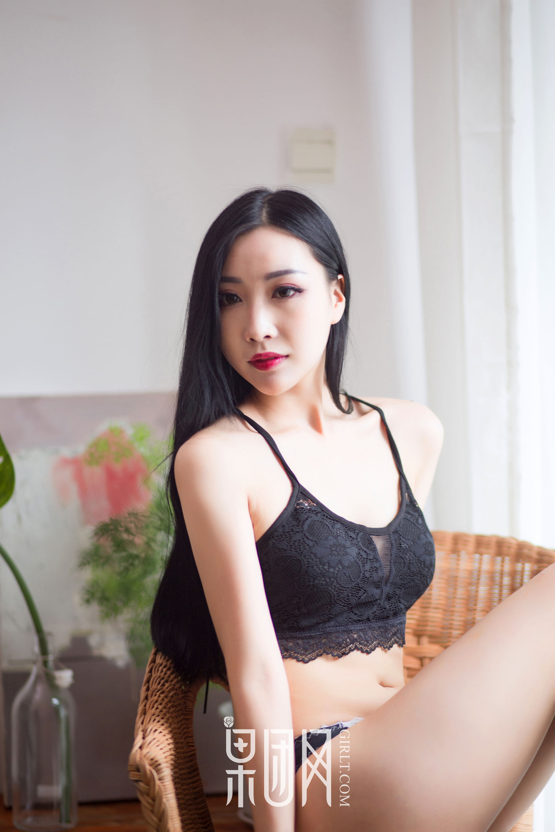 雨儿《黑丝魅惑！》 [果团网Girlt] NO.081_第1张