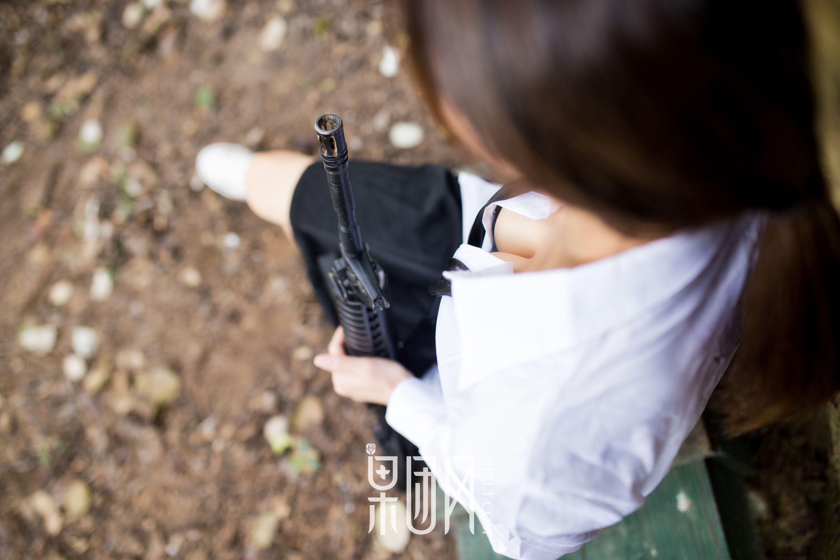 蘑菇《美女野外激战，性感撩人！》 [果团网Girlt] NO.109_第5张