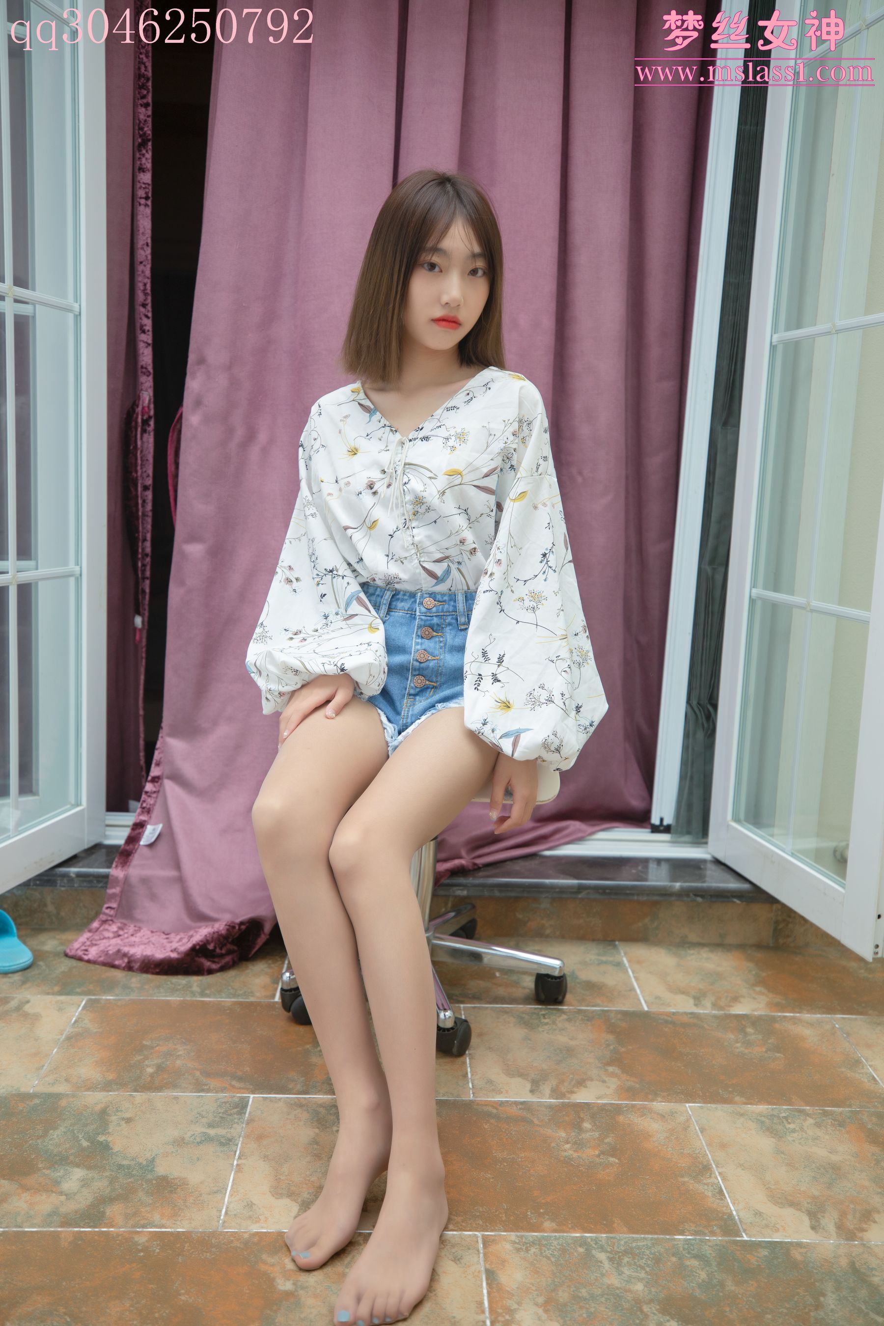 [梦丝女神MSLASS]  凌凌 超美脚丫_第2张