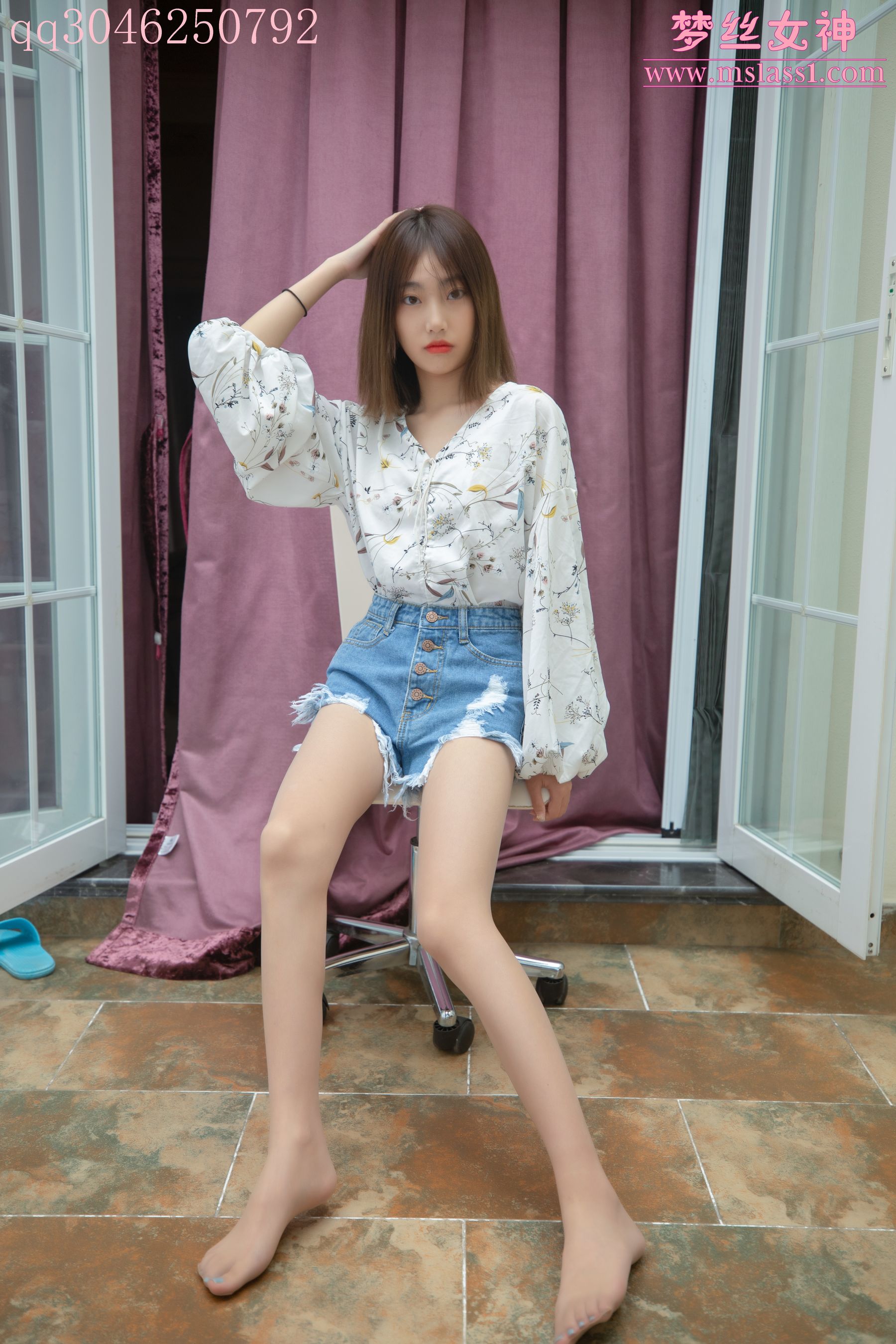 [梦丝女神MSLASS]  凌凌 超美脚丫_第3张