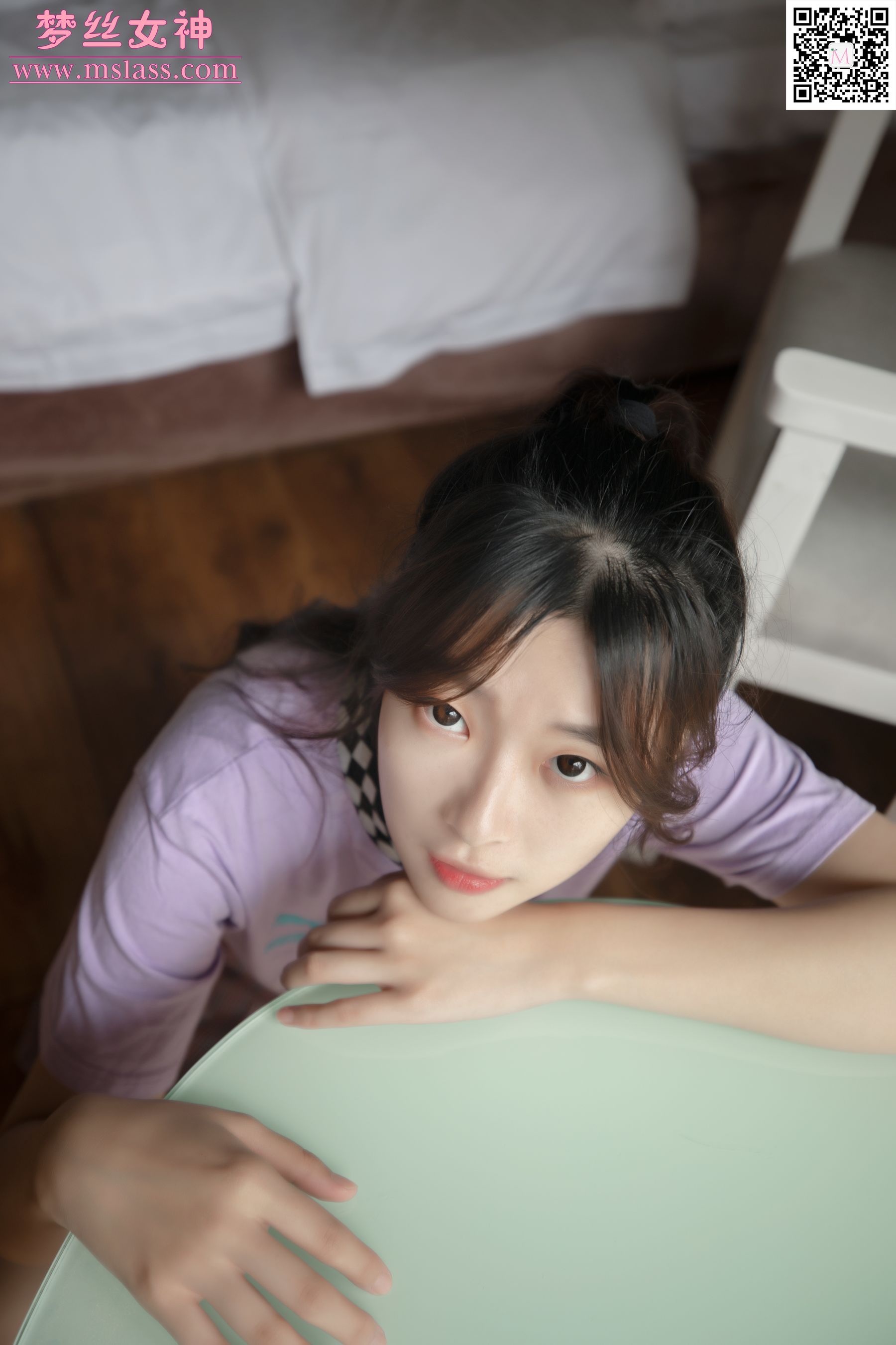 [梦丝女神MSLASS]  刘佳 笔直的丝袜腿_第3张