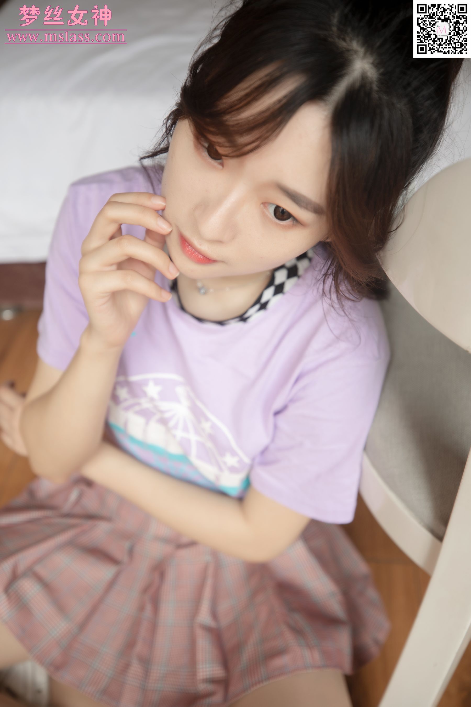 [梦丝女神MSLASS]  刘佳 笔直的丝袜腿_第5张