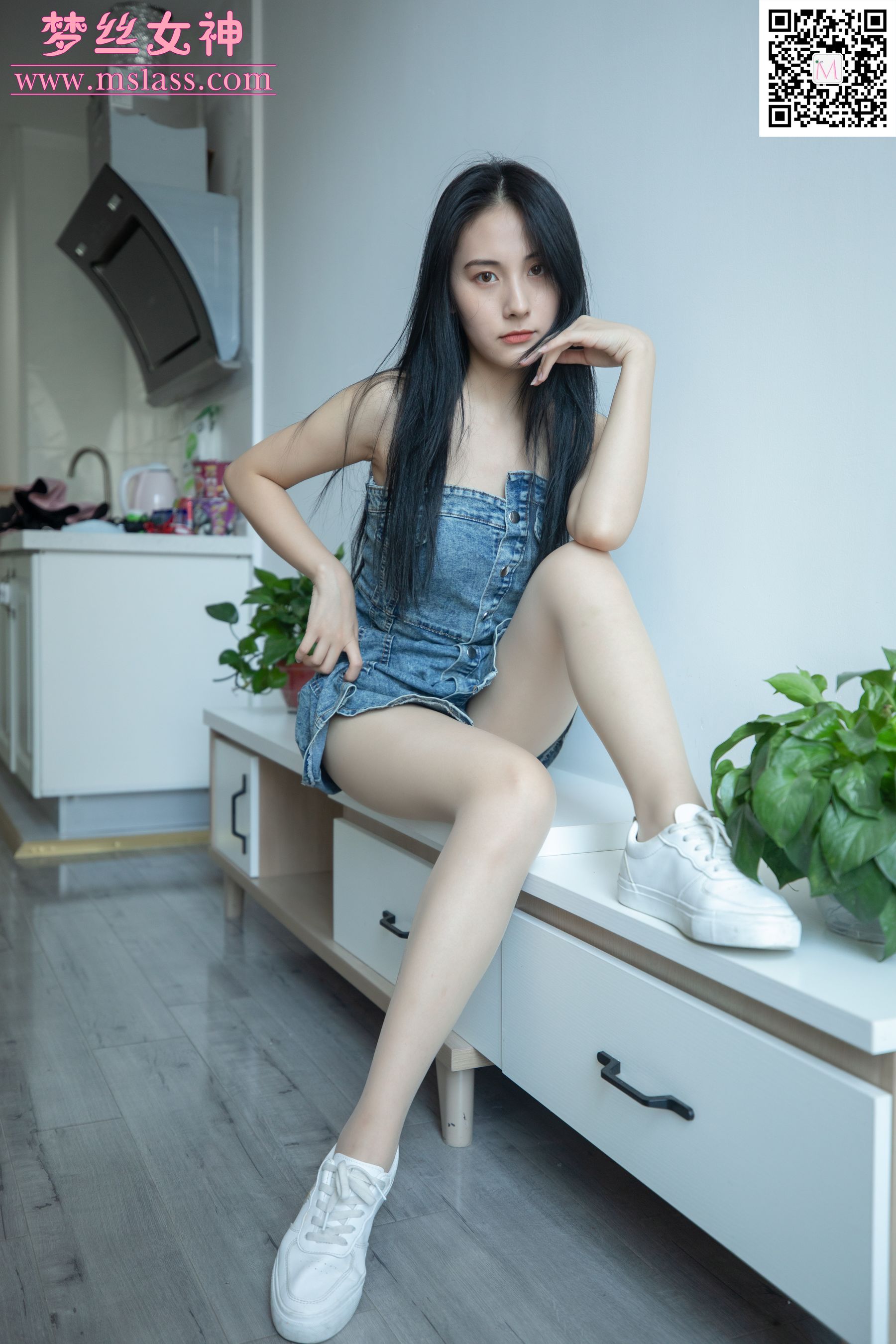 [梦丝女神MSLASS]  小允儿 牛仔连衣裙_第4张