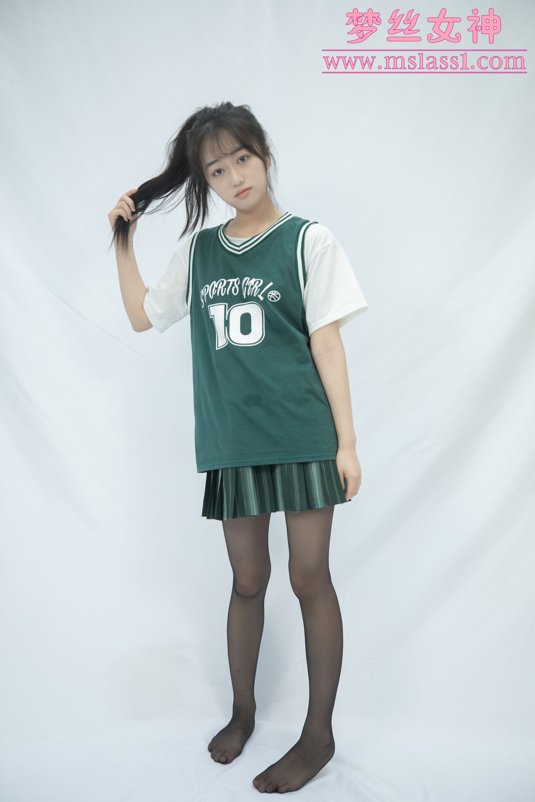 [梦丝女神MSLASS]  王娇娇 球衣黑丝_第3张