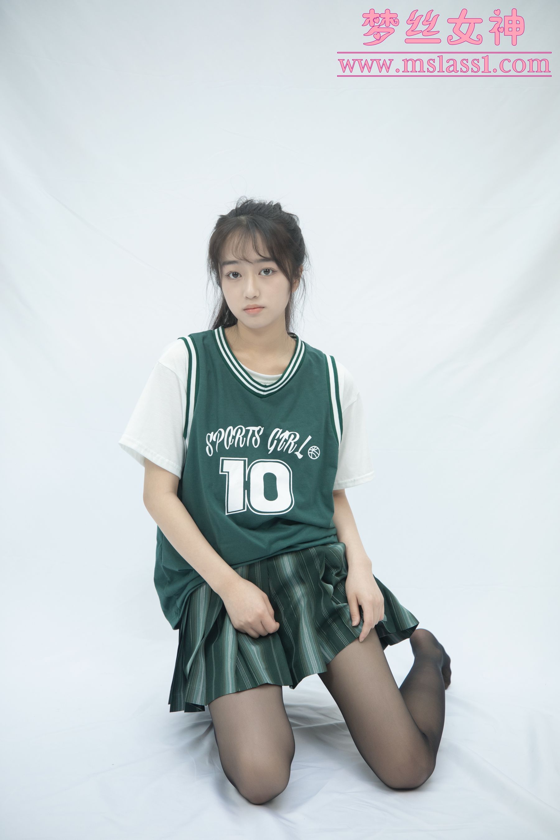 [梦丝女神MSLASS]  王娇娇 球衣黑丝_第4张