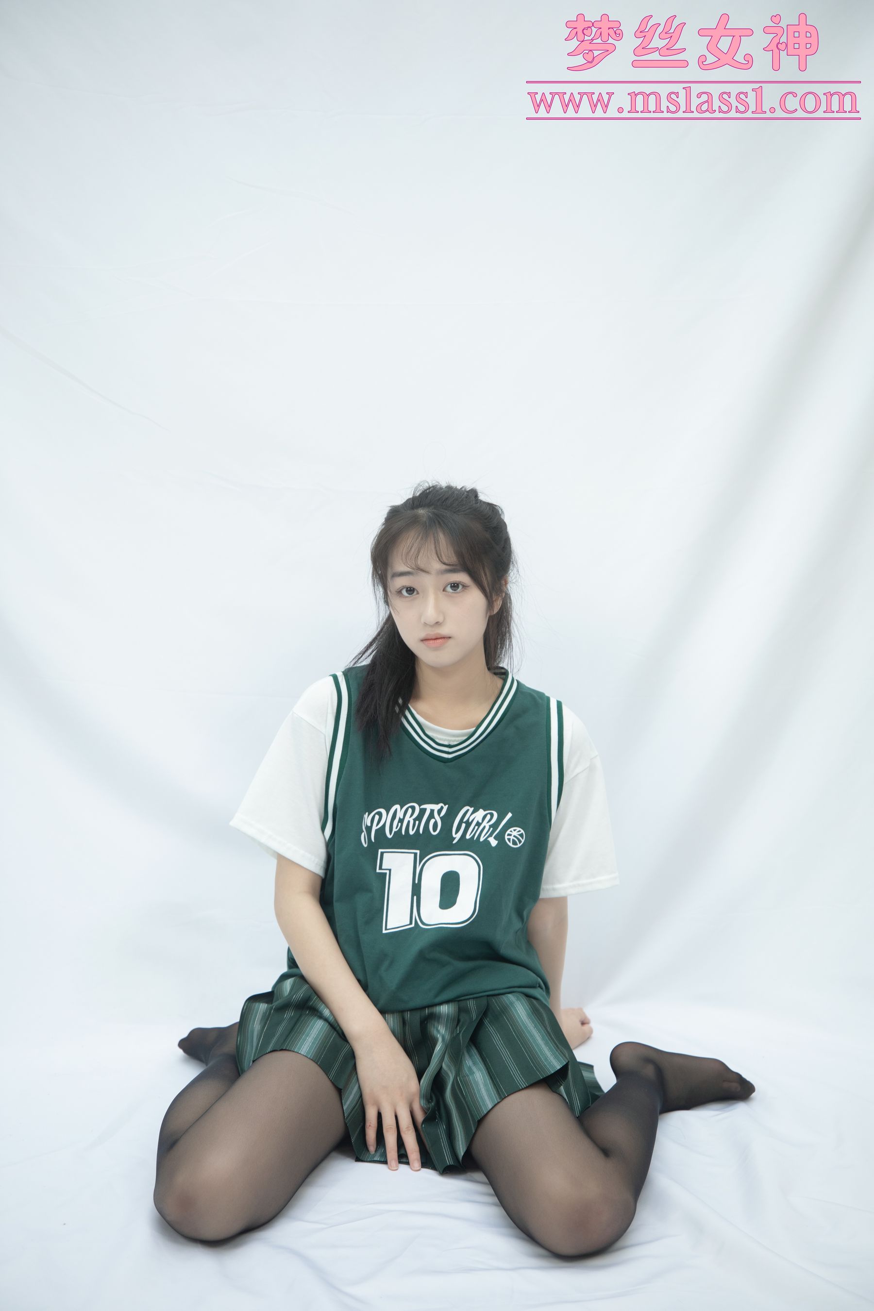 [梦丝女神MSLASS]  王娇娇 球衣黑丝_第5张