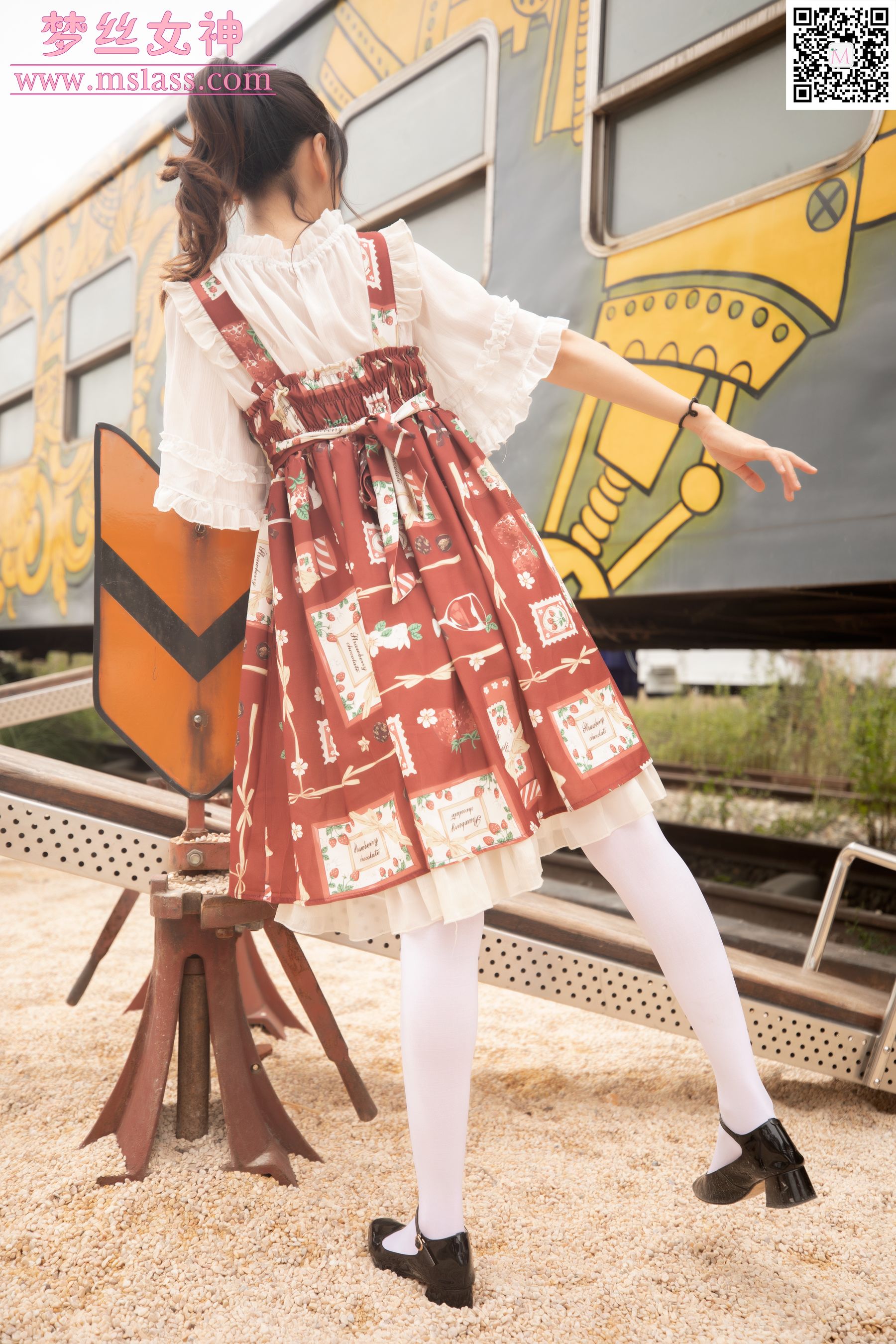 [梦丝女神MSLASS]  玥玥 白丝洛丽塔_第5张