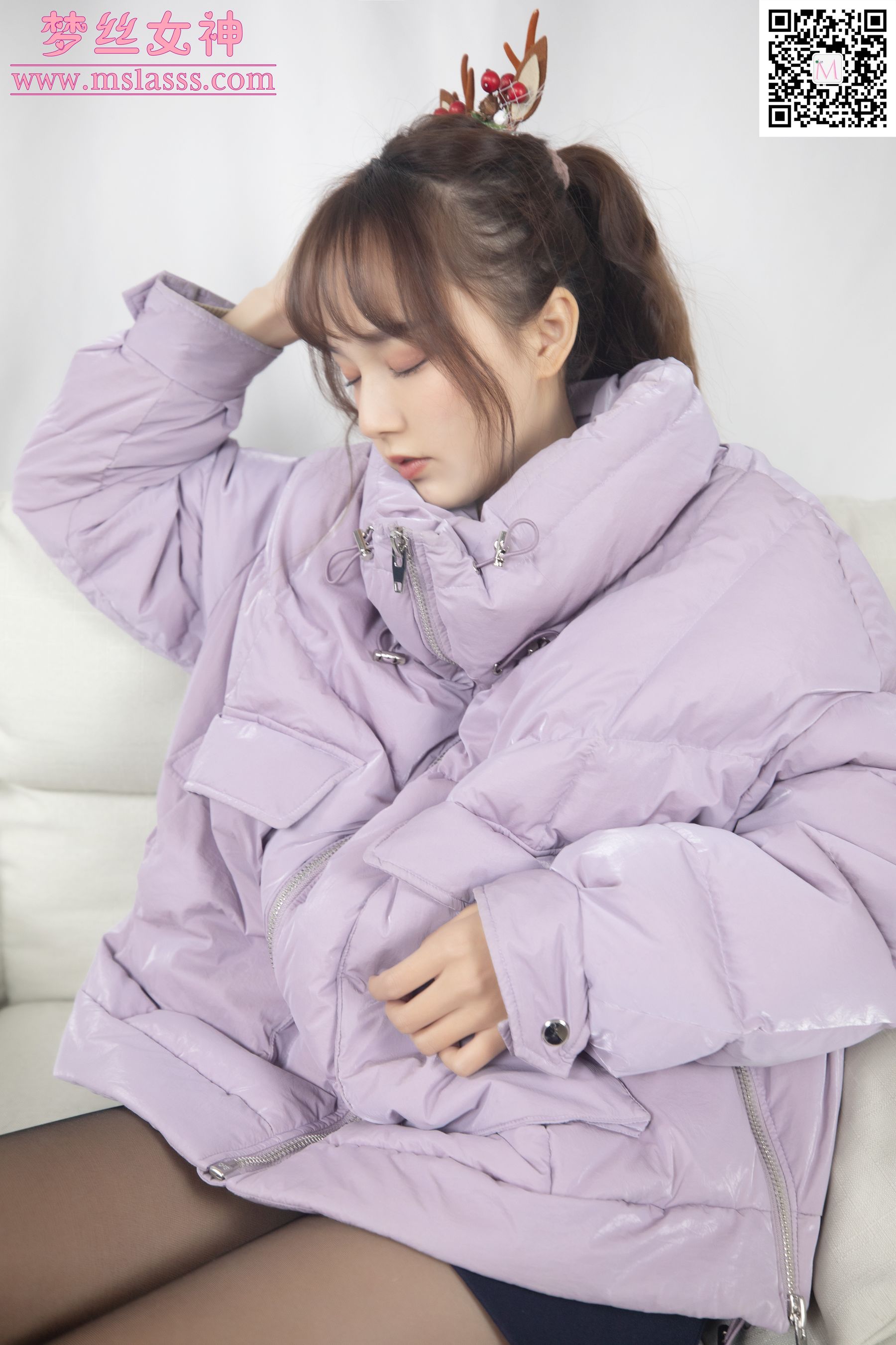 [梦丝女神MSLASS]  玥玥 黑丝迷人_第2张