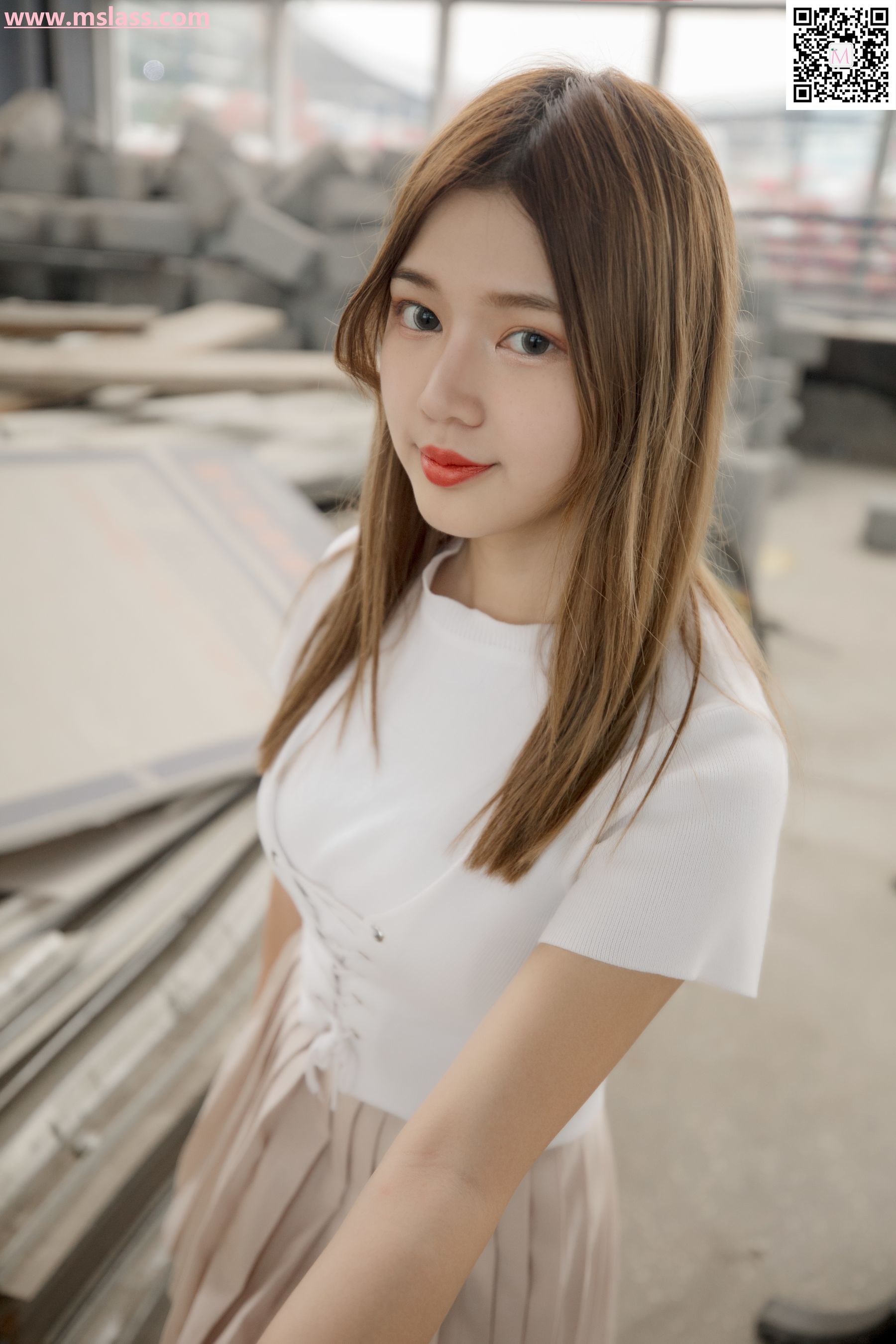 [梦丝女神MSLASS]  除夕 废墟的小白鞋_第3张