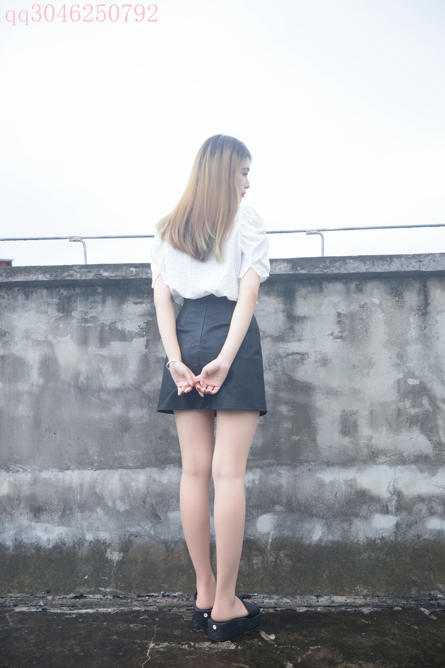 [梦丝女神MSLASS] 王晓瑞 天台肉丝_第3张