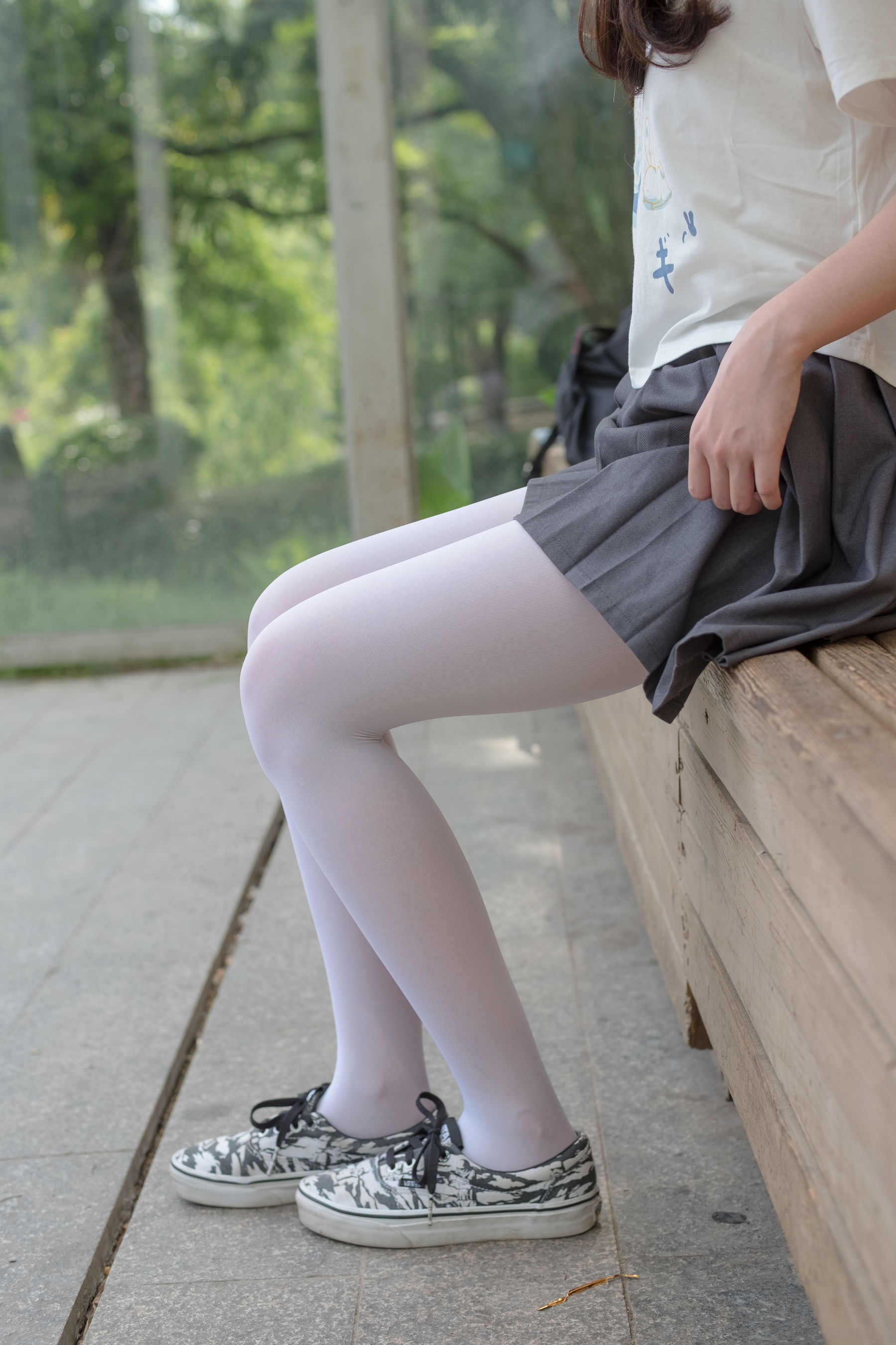 [森萝财团] R15-014 白丝妹妹游园_第3张