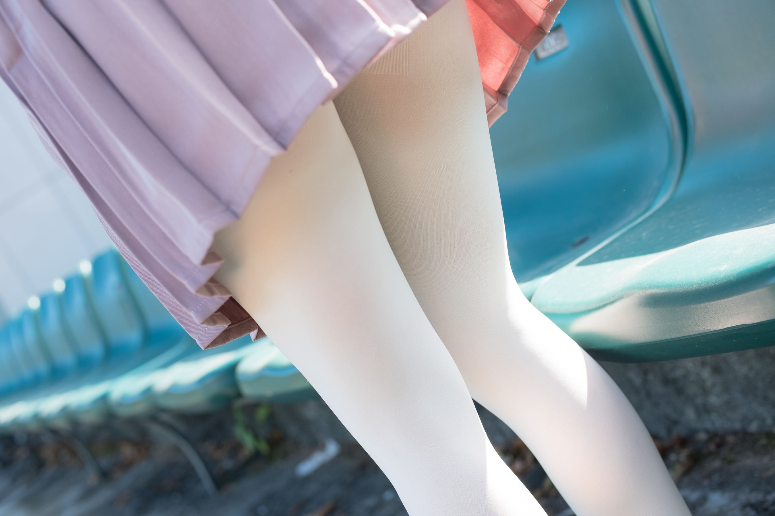 [森萝财团] R15-030 操场上的白丝_第4张