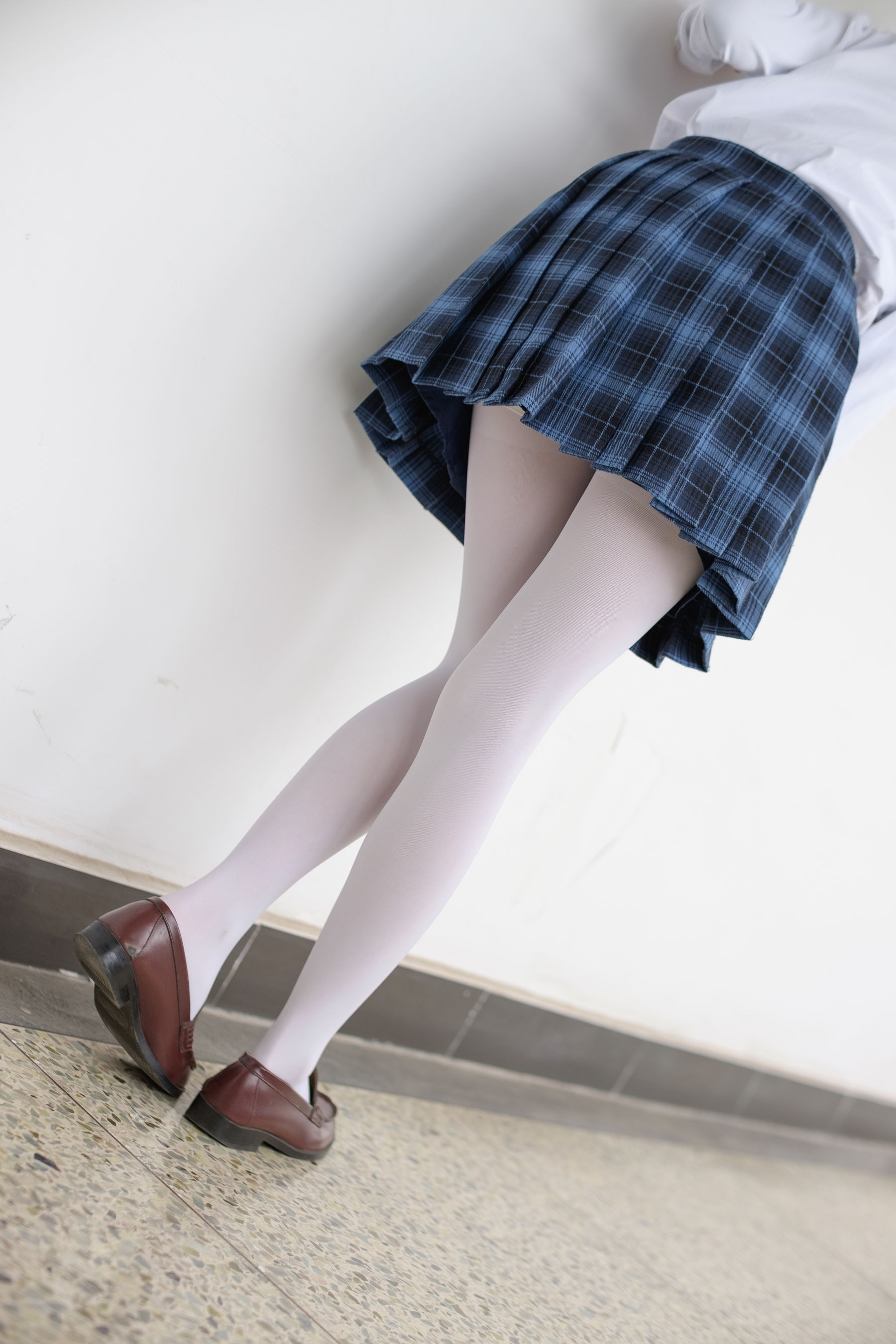 [森萝财团] R15-044 白丝学妹_第3张