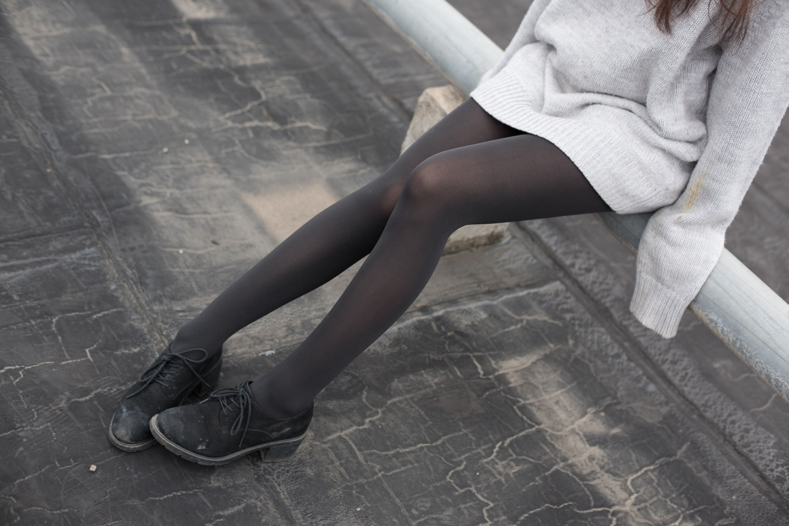 [森萝财团] BETA-007 楼梯间的黑丝小妹_第1张