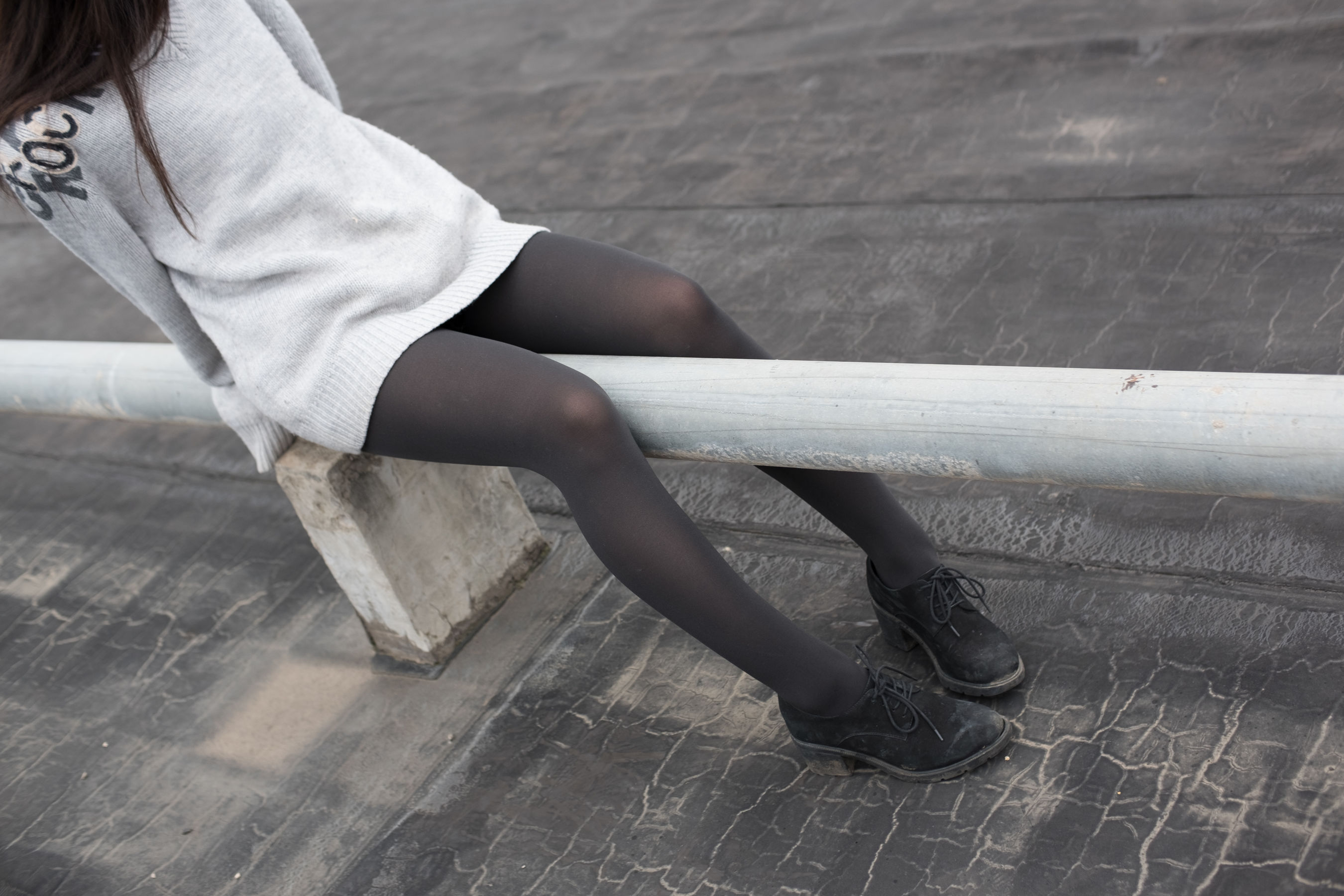 [森萝财团] BETA-007 楼梯间的黑丝小妹_第4张