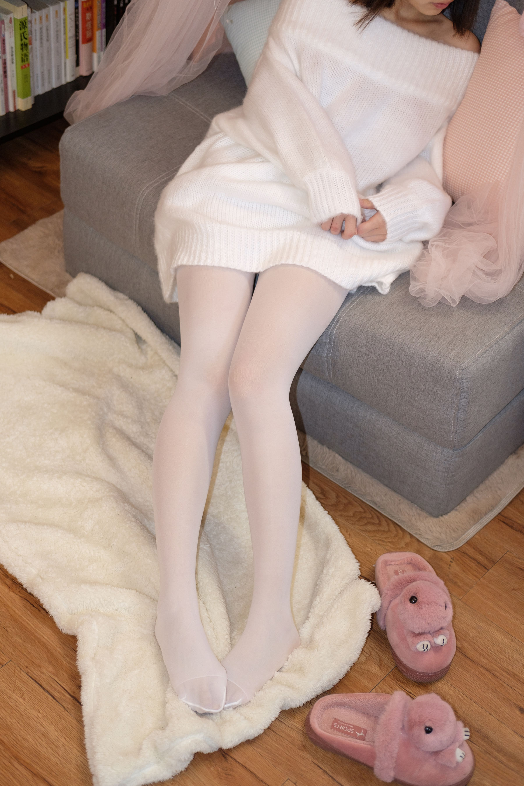 [森萝财团] X-012 白丝白毛衣_第1张