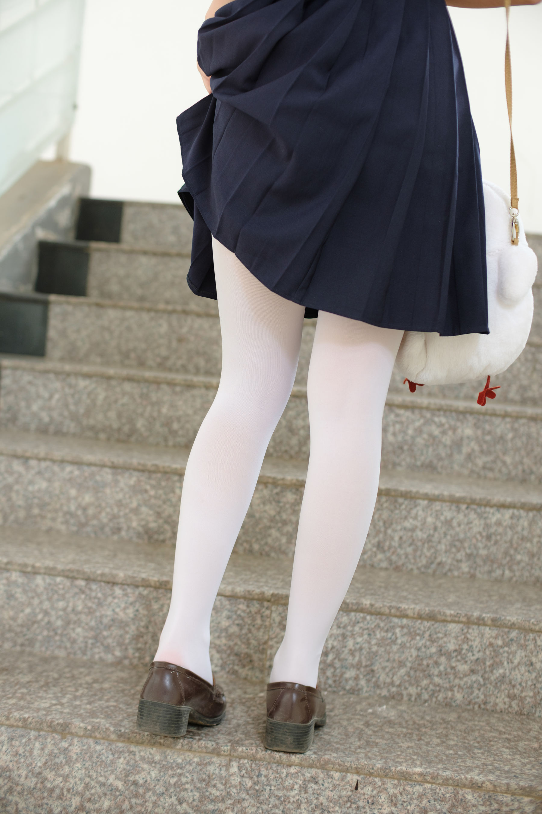 [森萝财团] X-027 教室JK白丝_第4张