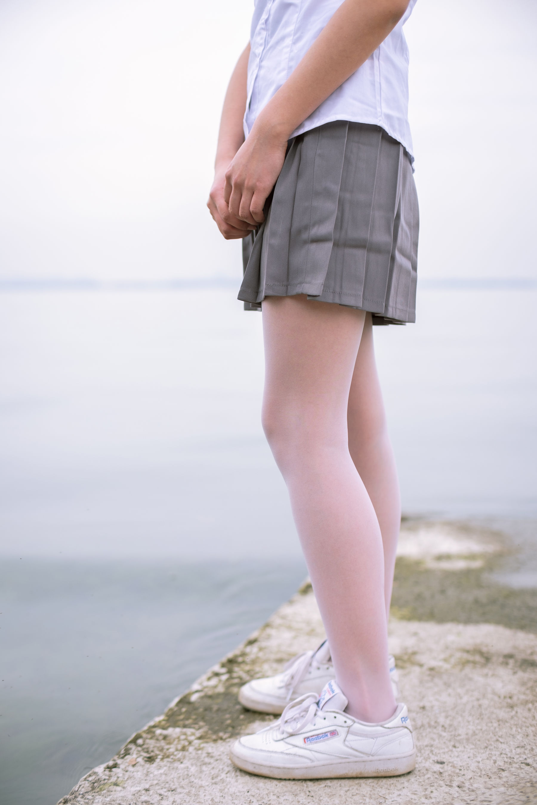 [森萝财团] [BETA-014] 学生妹的外拍写真_第4张