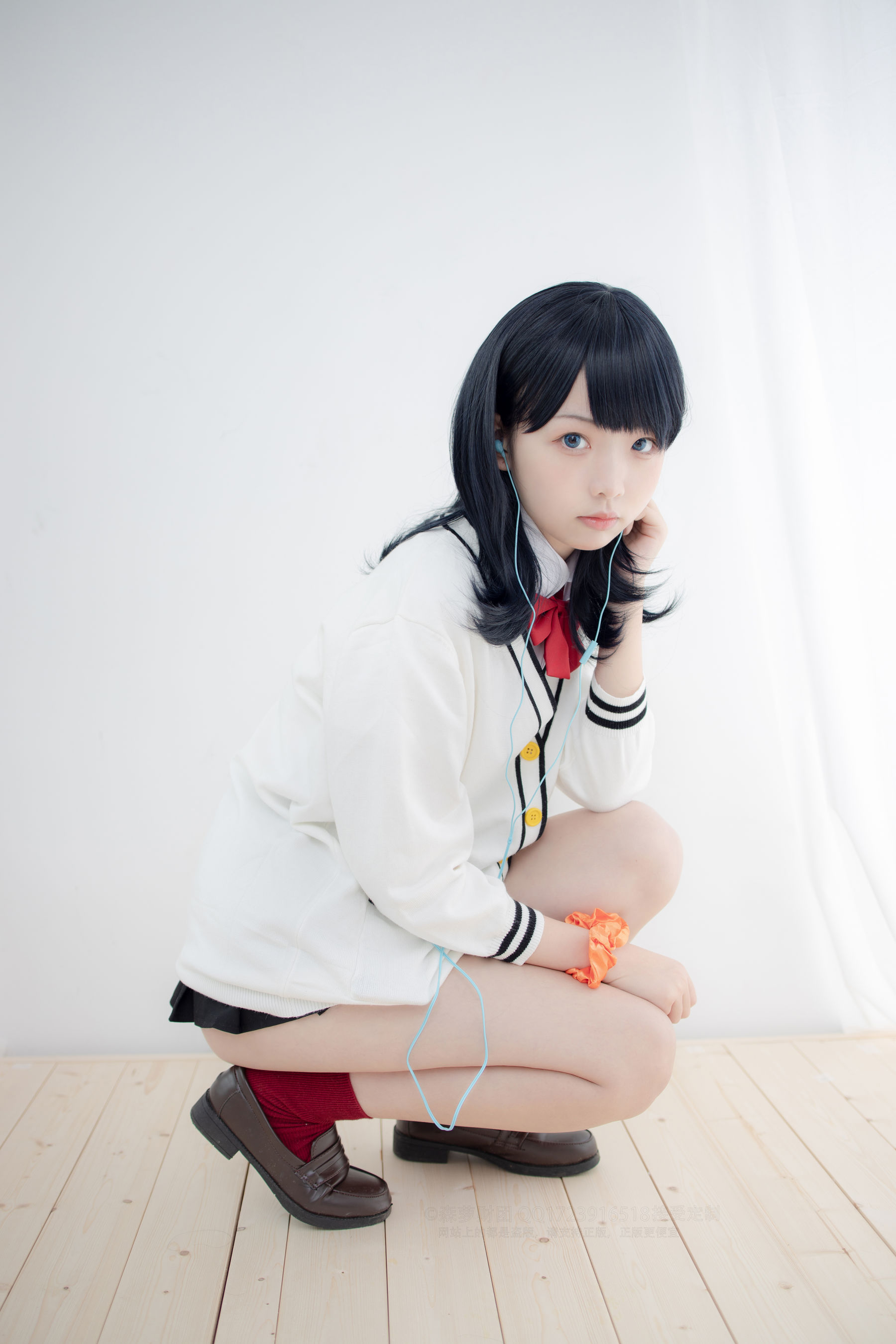 [森萝财团] [X-055] 默陌 20D肉丝短棉袜踩物_第2张