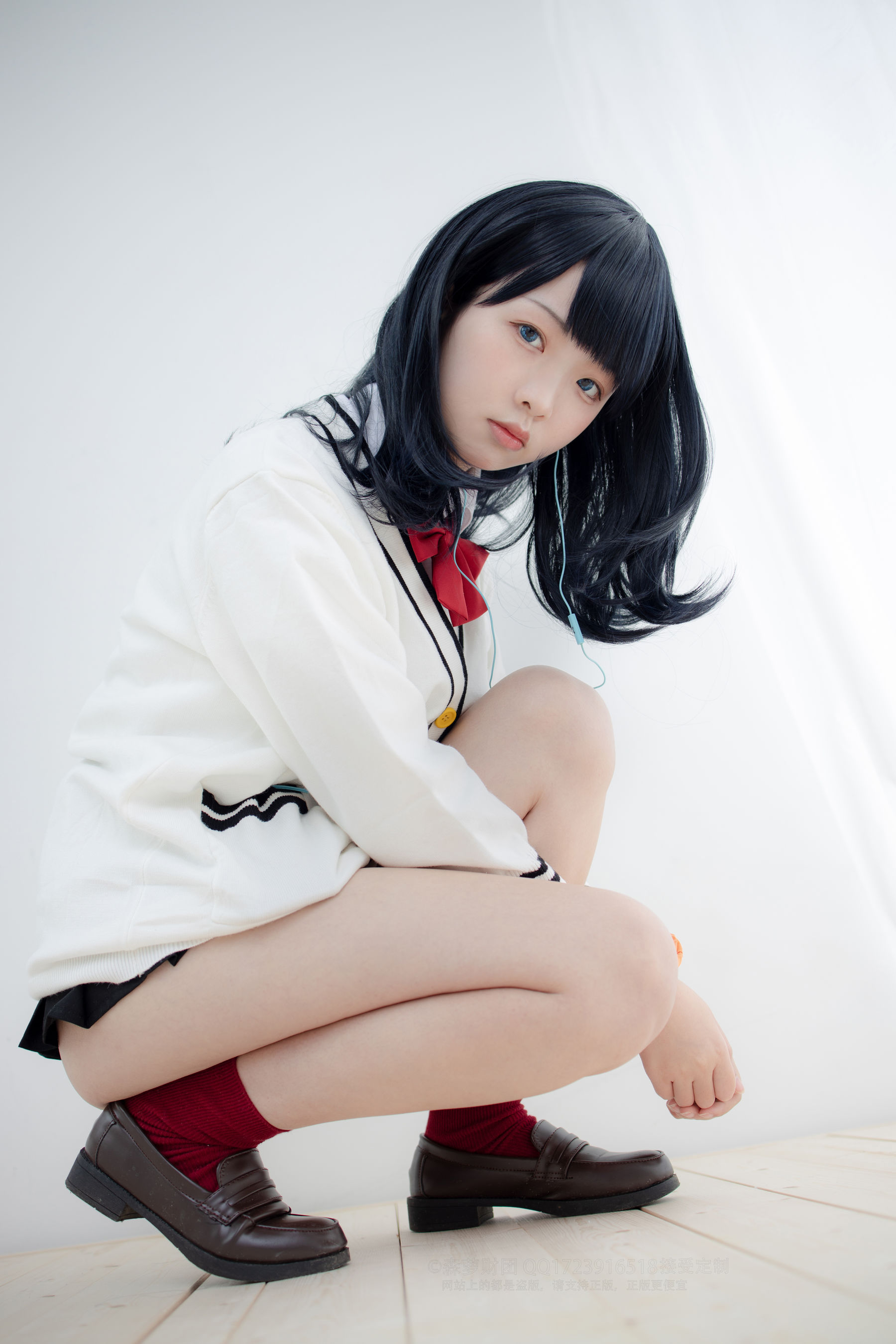 [森萝财团] [X-055] 默陌 20D肉丝短棉袜踩物_第3张