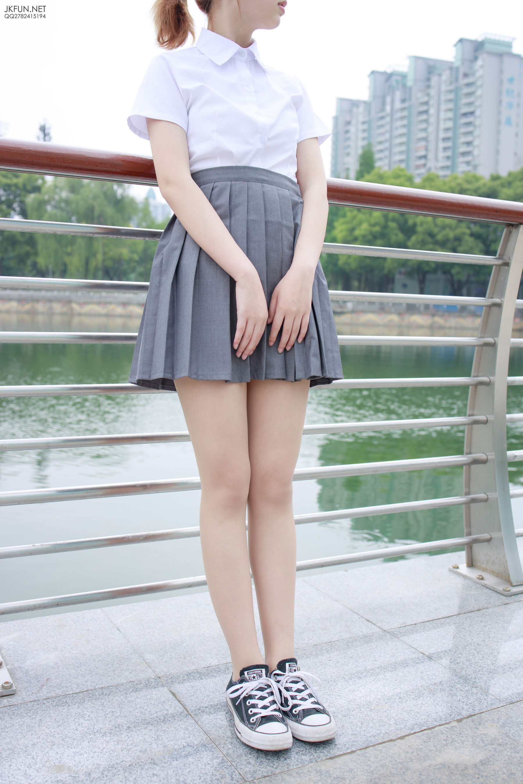 [森萝财团] JKFUN-005 卉子 10D肉丝_第2张