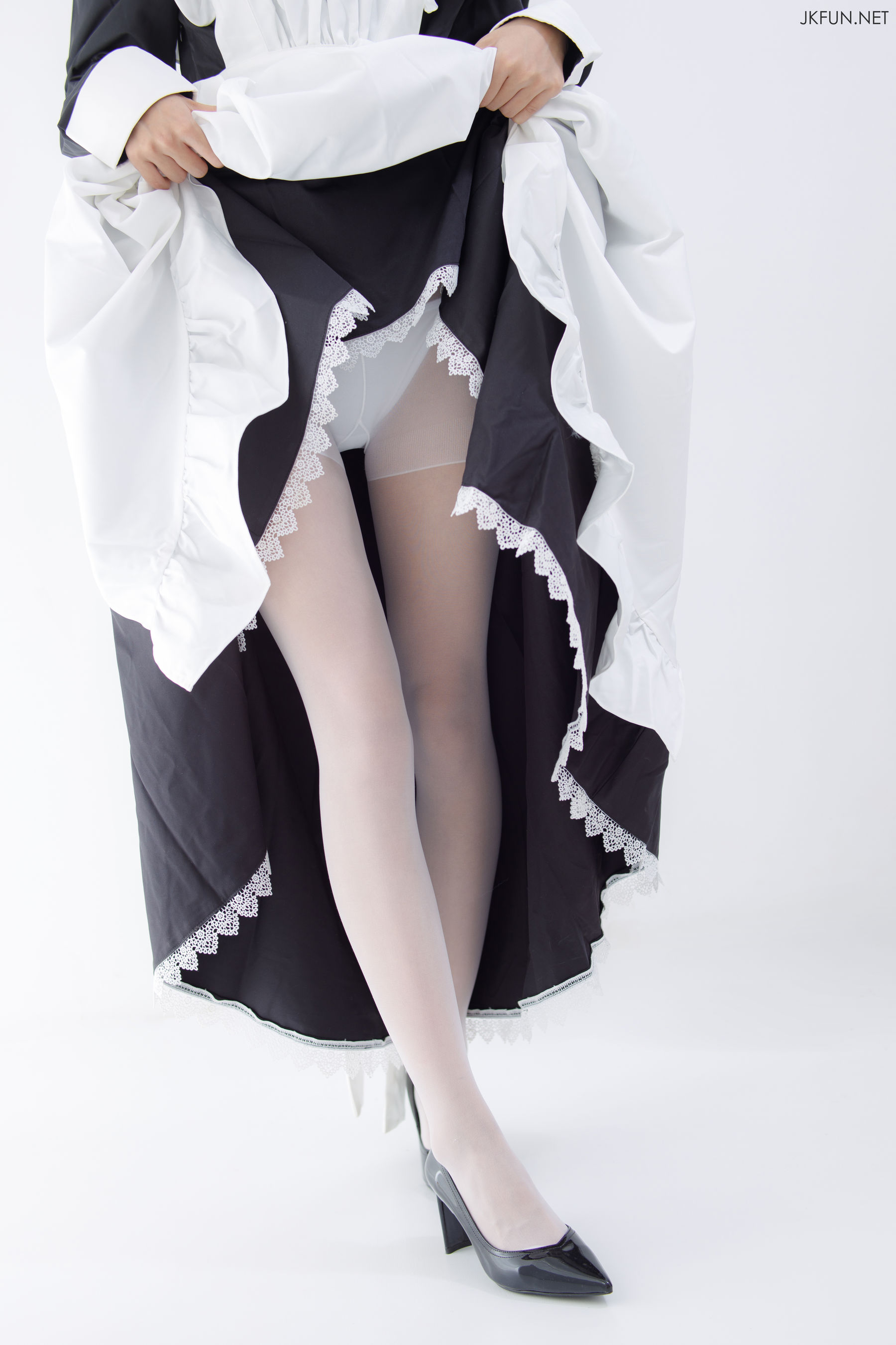 [森萝财团] 女仆眼镜妹_第3张