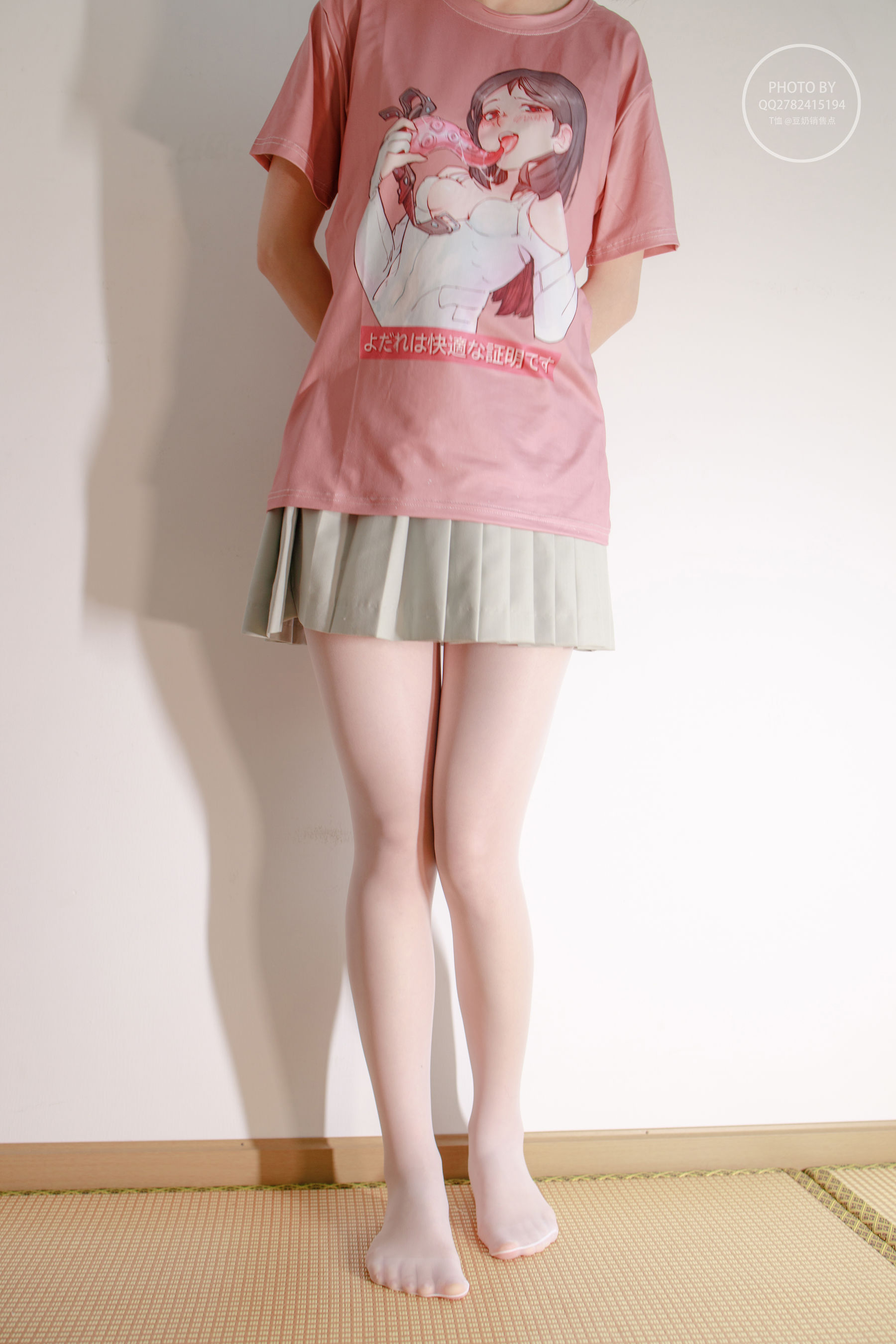 [森萝财团] 無料004 凉席上的白丝美少女_第1张