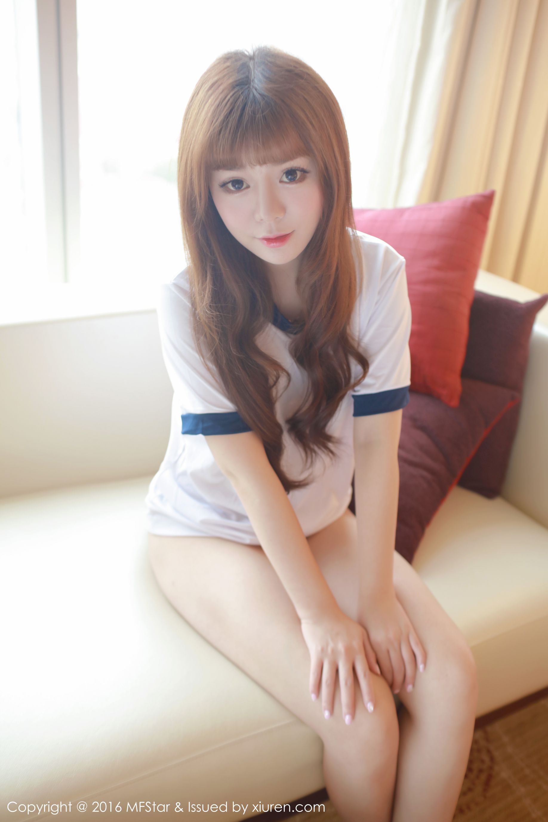 粉芭比VV《晶莹剔透的瓷娃娃》 [模范学院MFStar] Vol.079_第1张