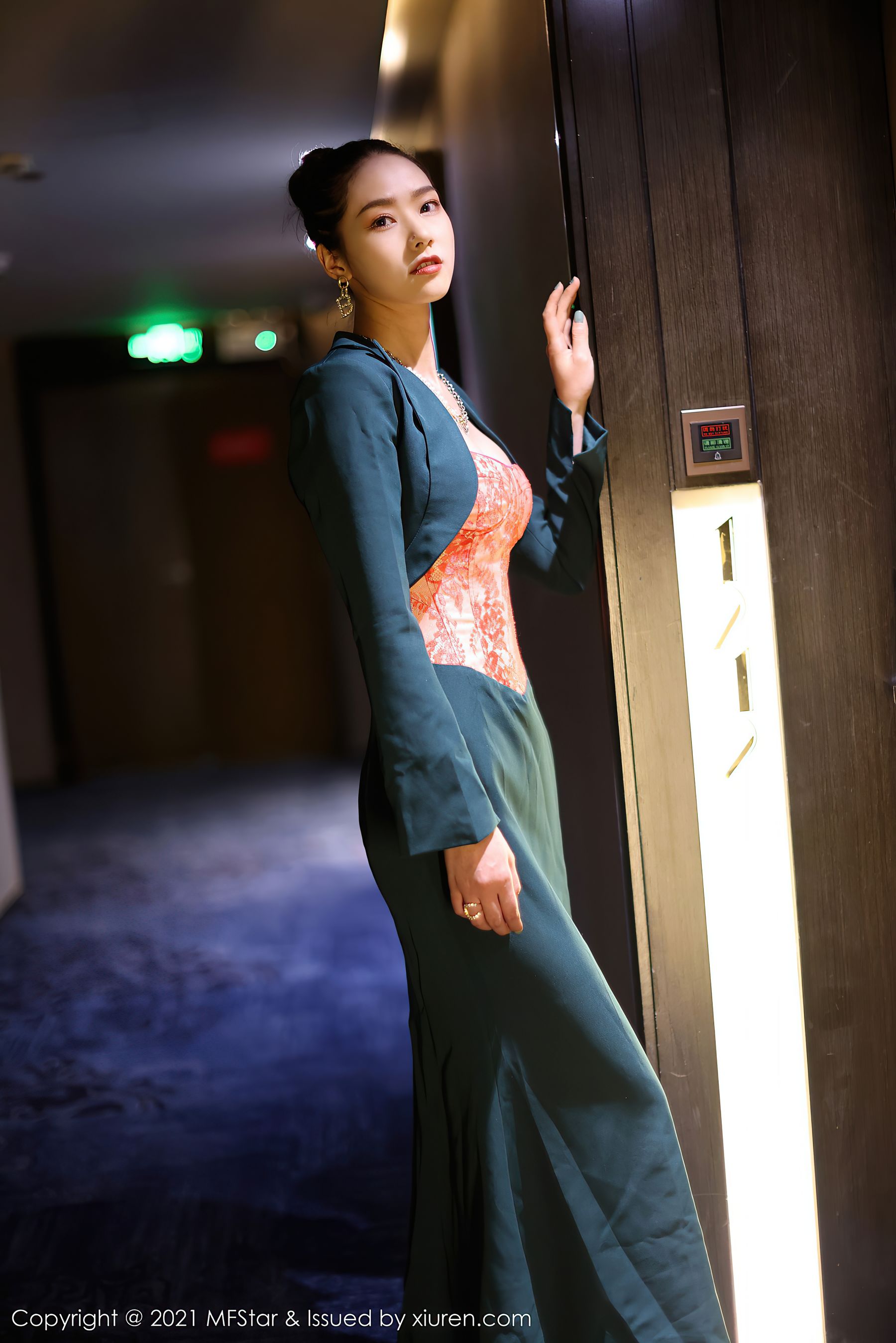 [模范学院MFStar] Vol.500 方子萱_第2张