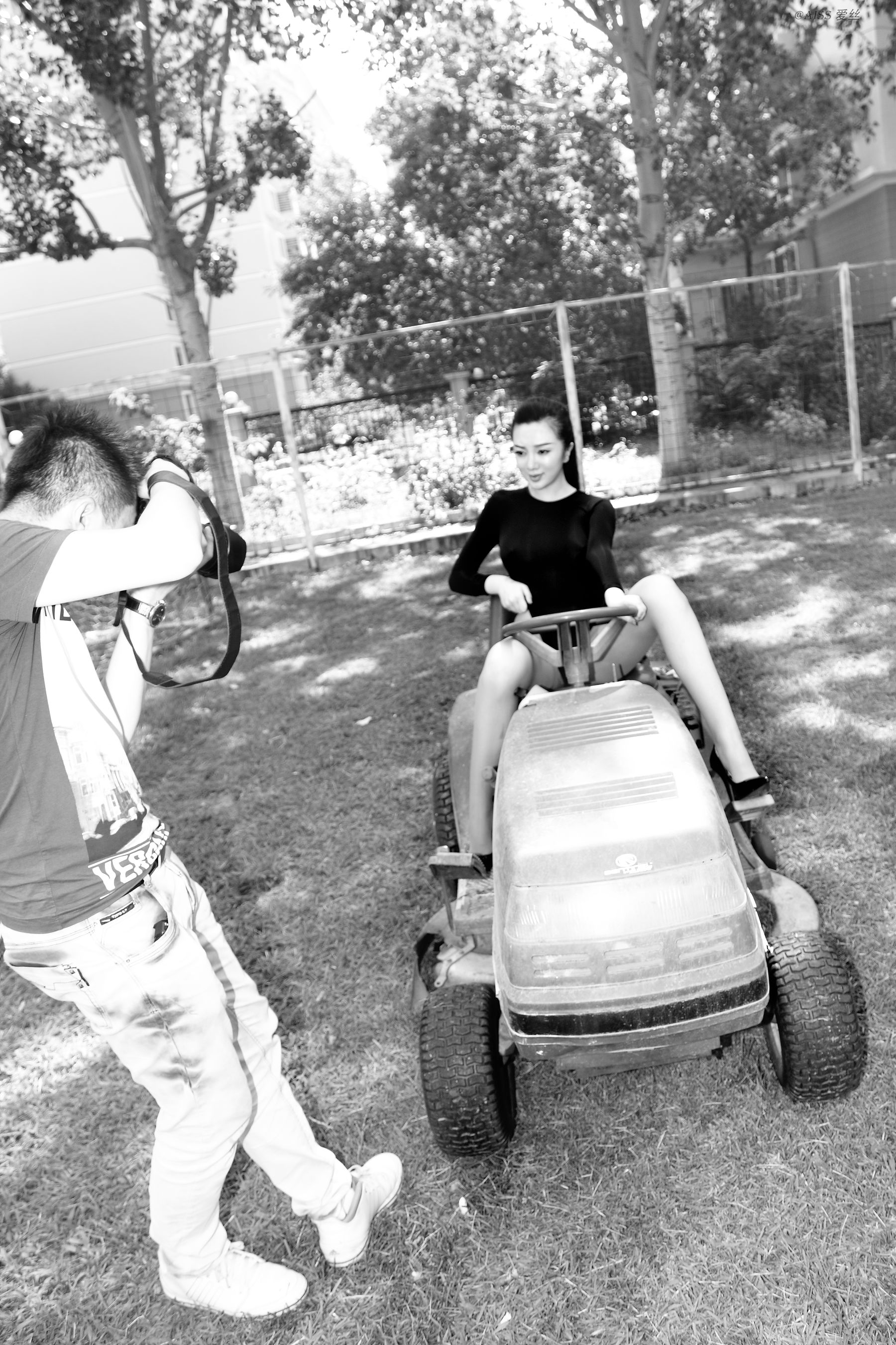 佳慧《高叉无缝超薄丝袜》 [AISS爱丝]_第5张