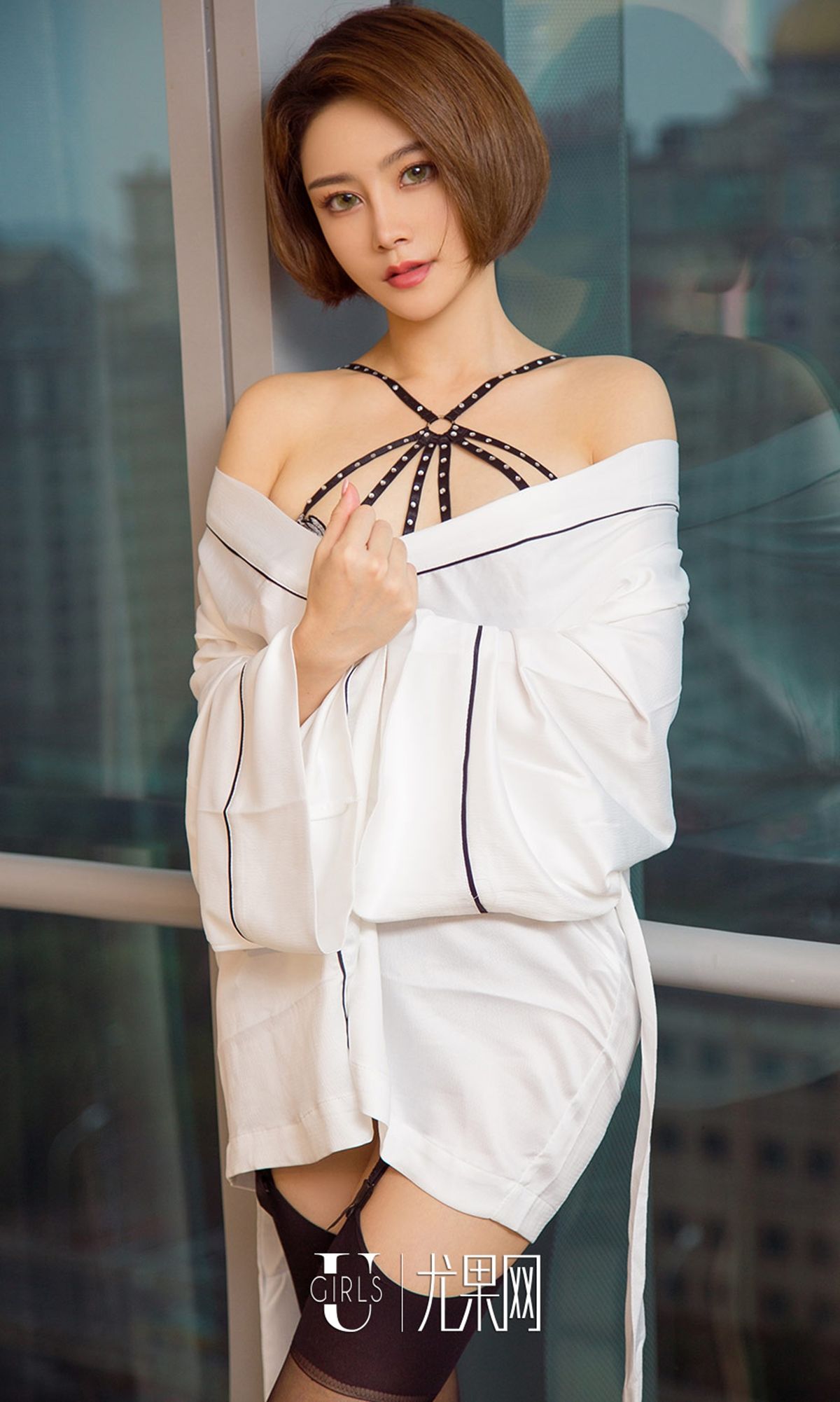 曲肖肖《带刺的玫瑰》 [尤果圈Ugirls] NO.907_第5张