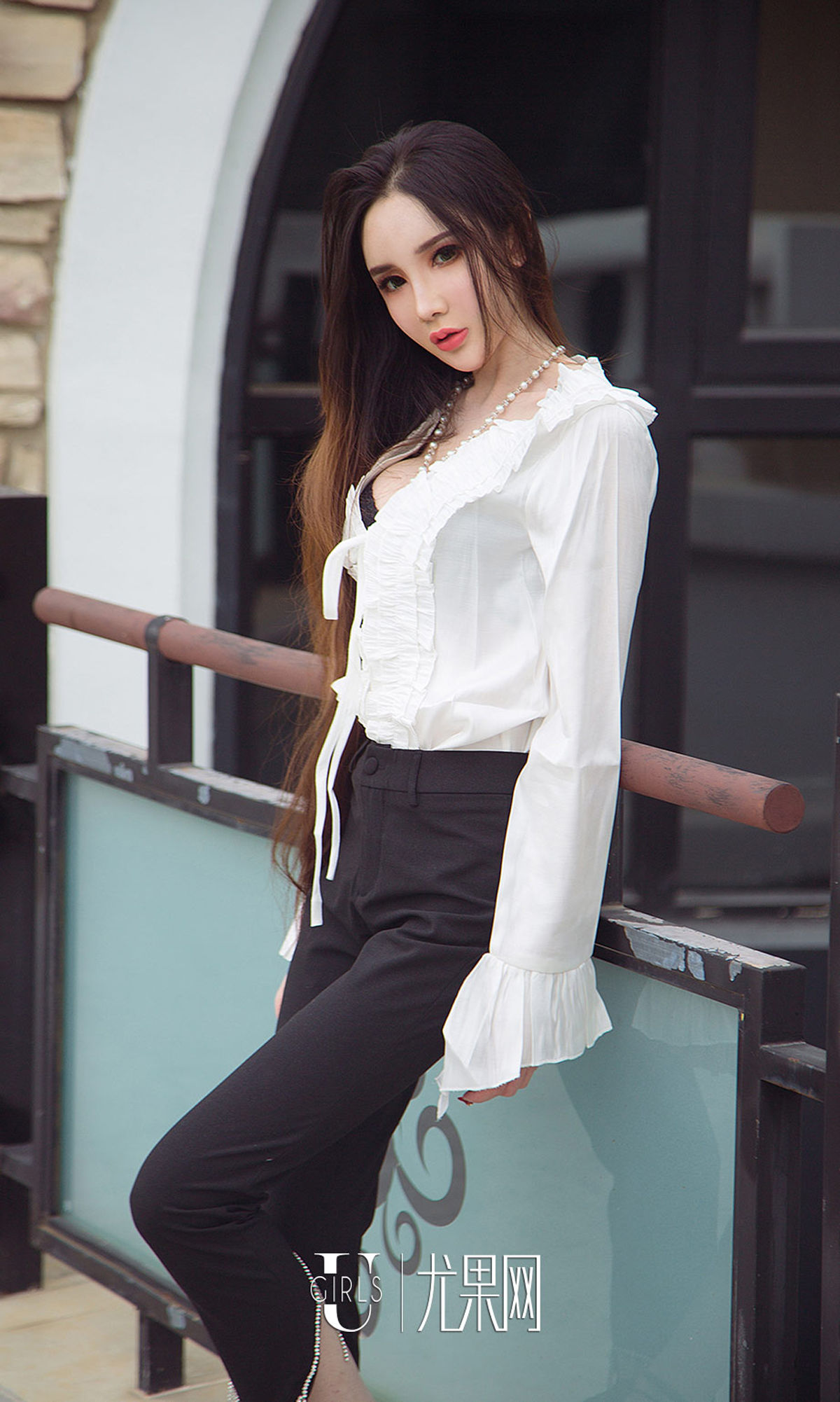 [尤果圈爱尤物] No.1238 阿依努尔瓦娅《优雅冷美人》_第5张