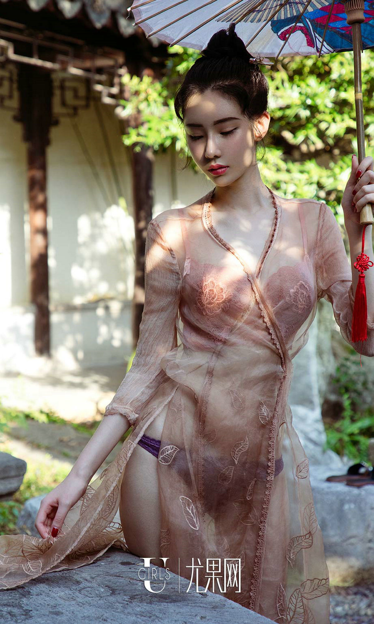 [尤果圈爱尤物] No.1250 萌琪琪 庭院深处_第5张