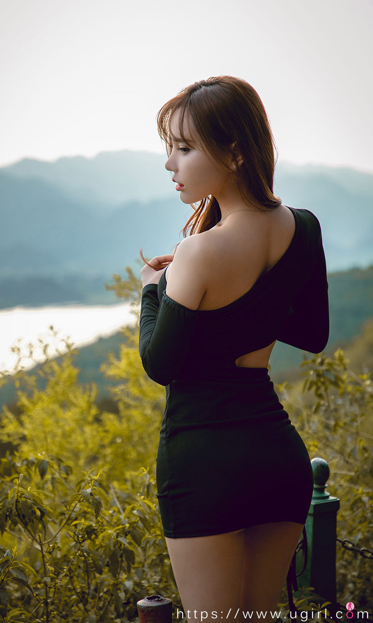 [爱尤物Ugirls] NO.2010 艾小青 超速恋爱_第5张