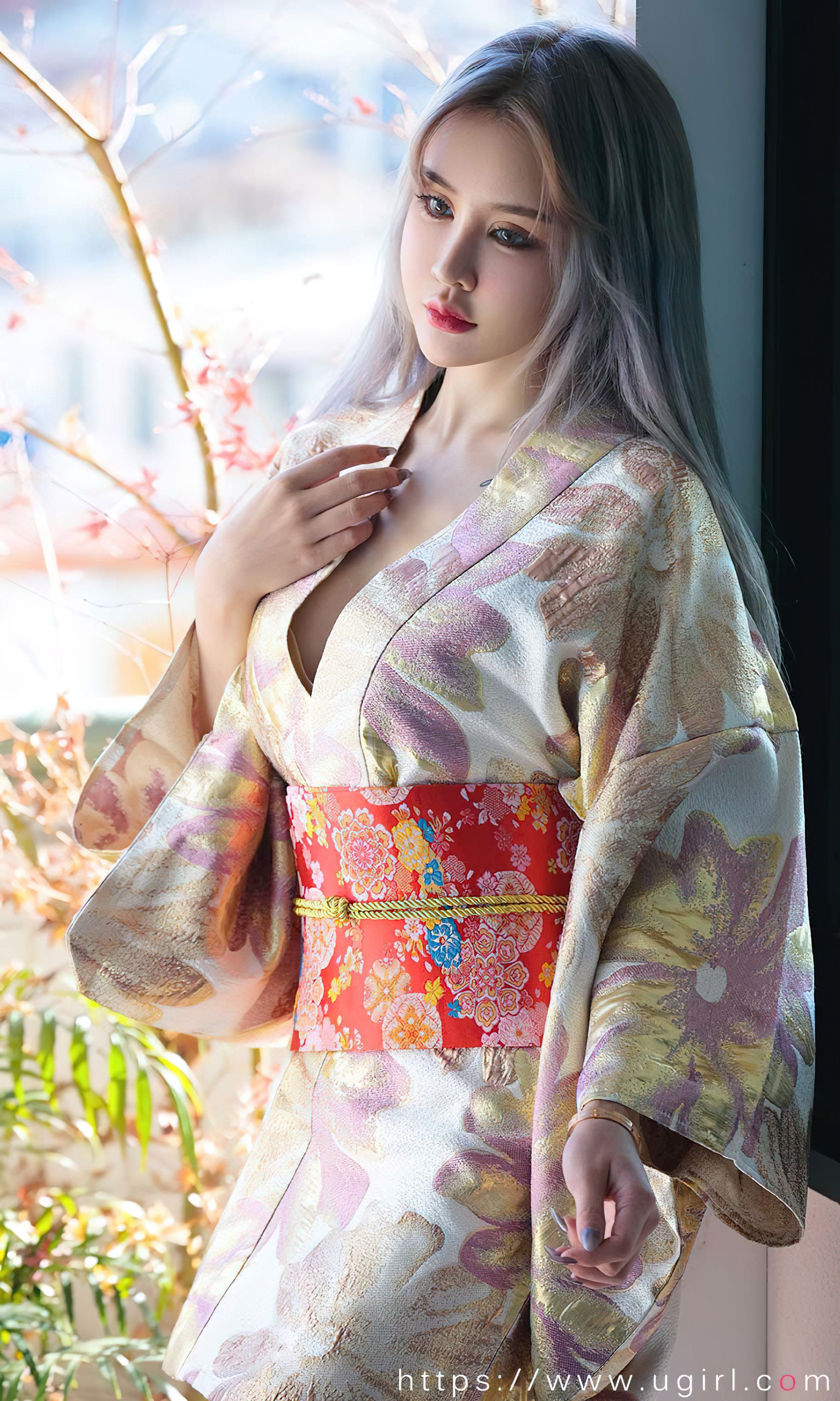 [爱尤物Ugirls] No.2440 青树 枫最红时_第5张