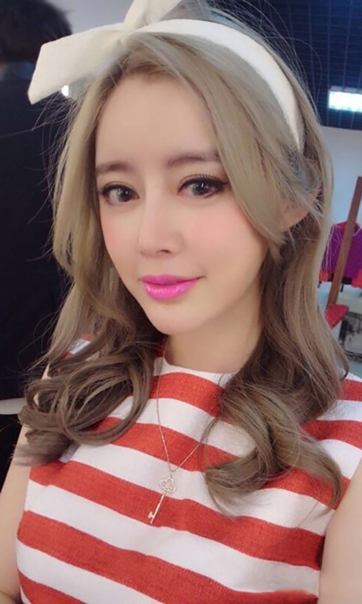 纯小希、南湘Baby、王轶玲《金枝欲叶》 [爱尤物Ugirls] No.035_第4张