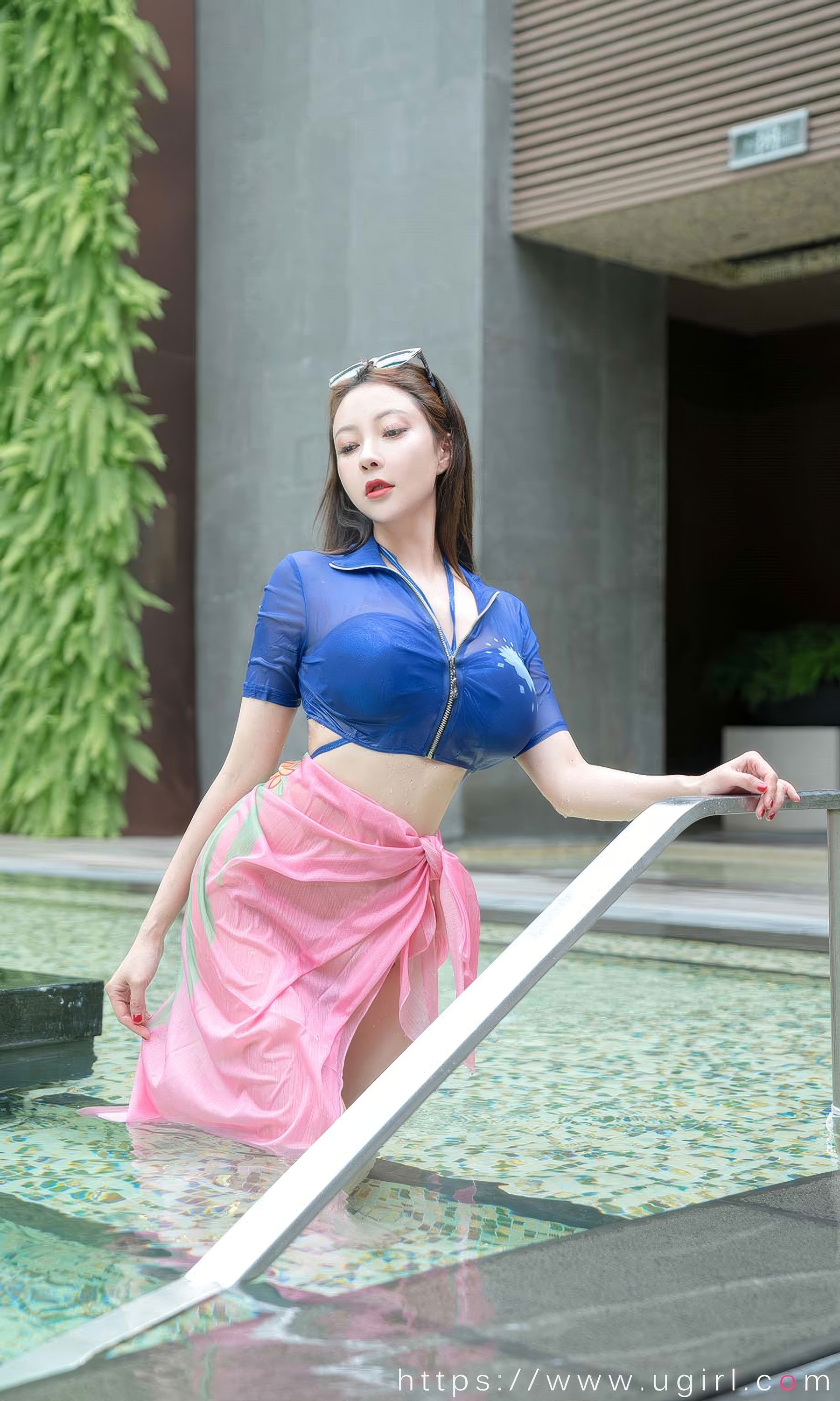 [Ugirls]爱尤物 No.2909 克莱因蓝 果儿_第5张