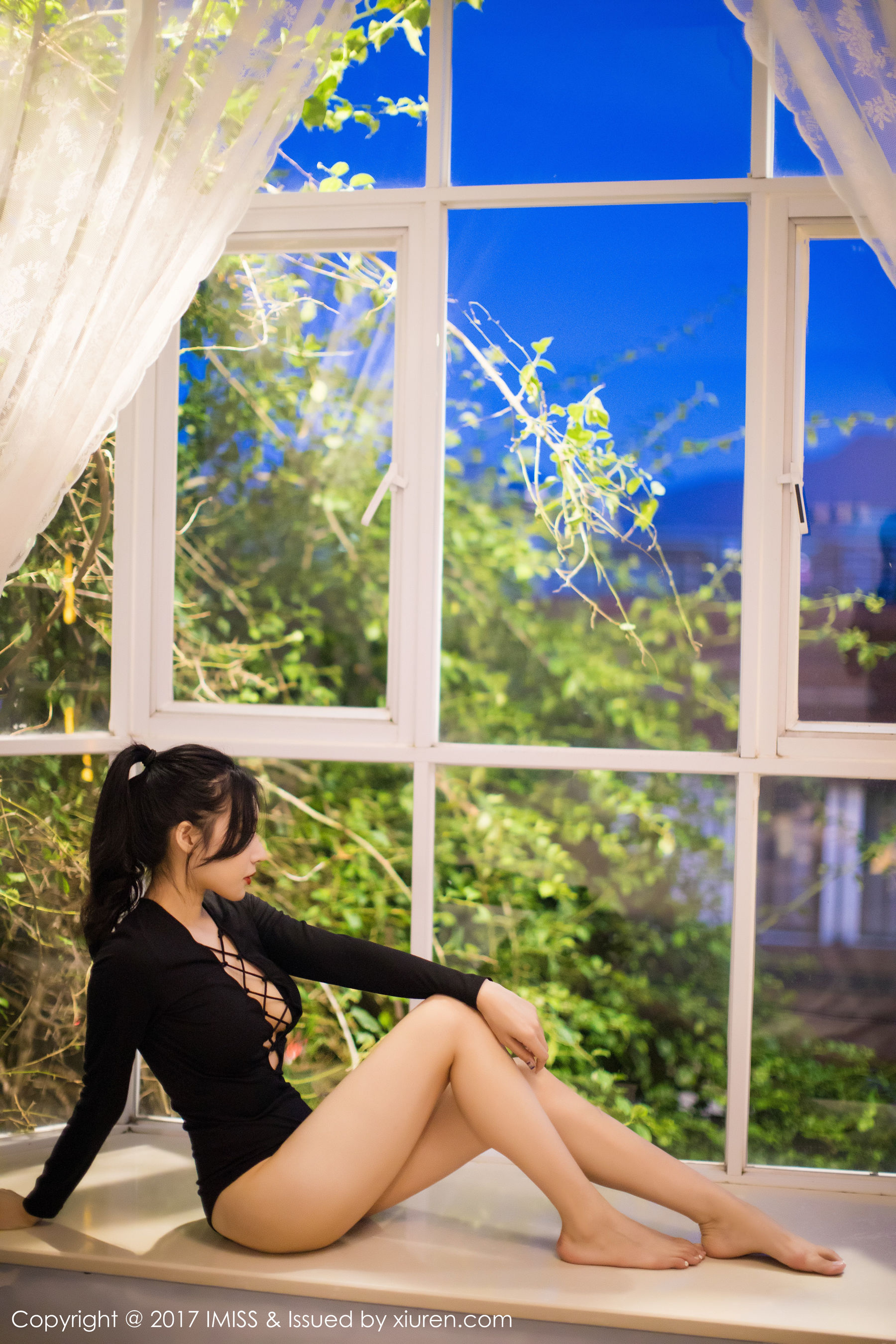 小狐狸Sica《黑色私房性感美腿》 [爱蜜社IMiss] VOL.194_第1张