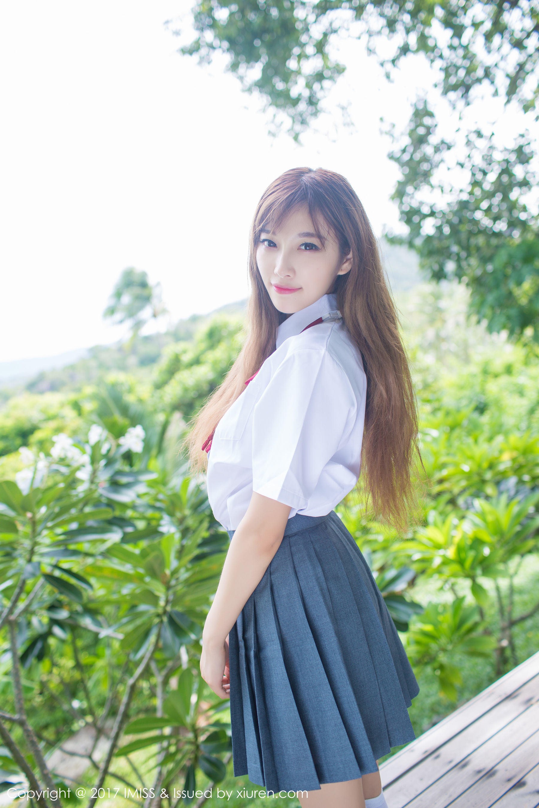 杨晨晨sugar《室外校服系列》 [爱蜜社IMiss] VOL.195_第2张