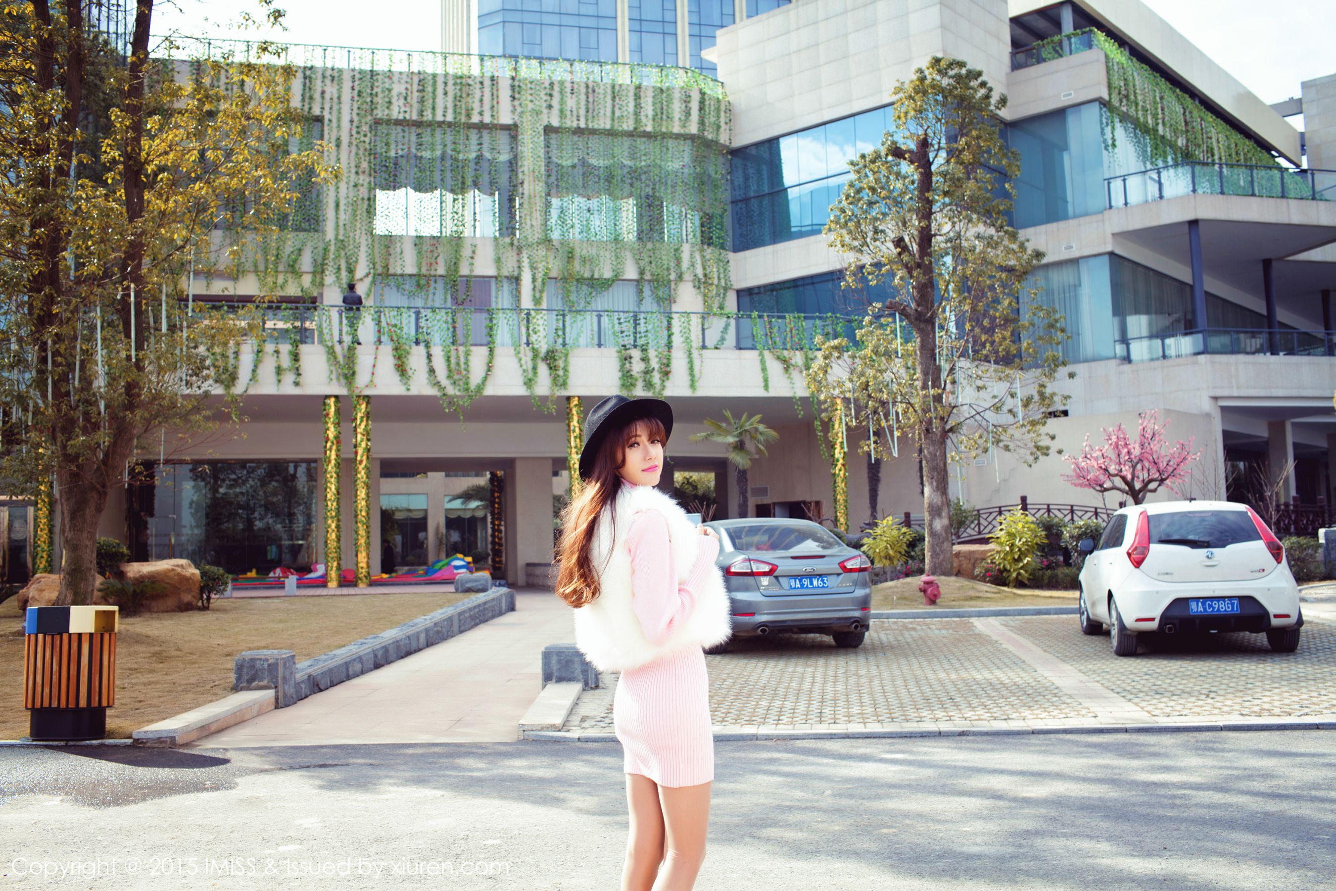 气质美女@Sandy陈天扬 《同程旅拍》 [爱蜜社IMiss] Vol.011_第3张