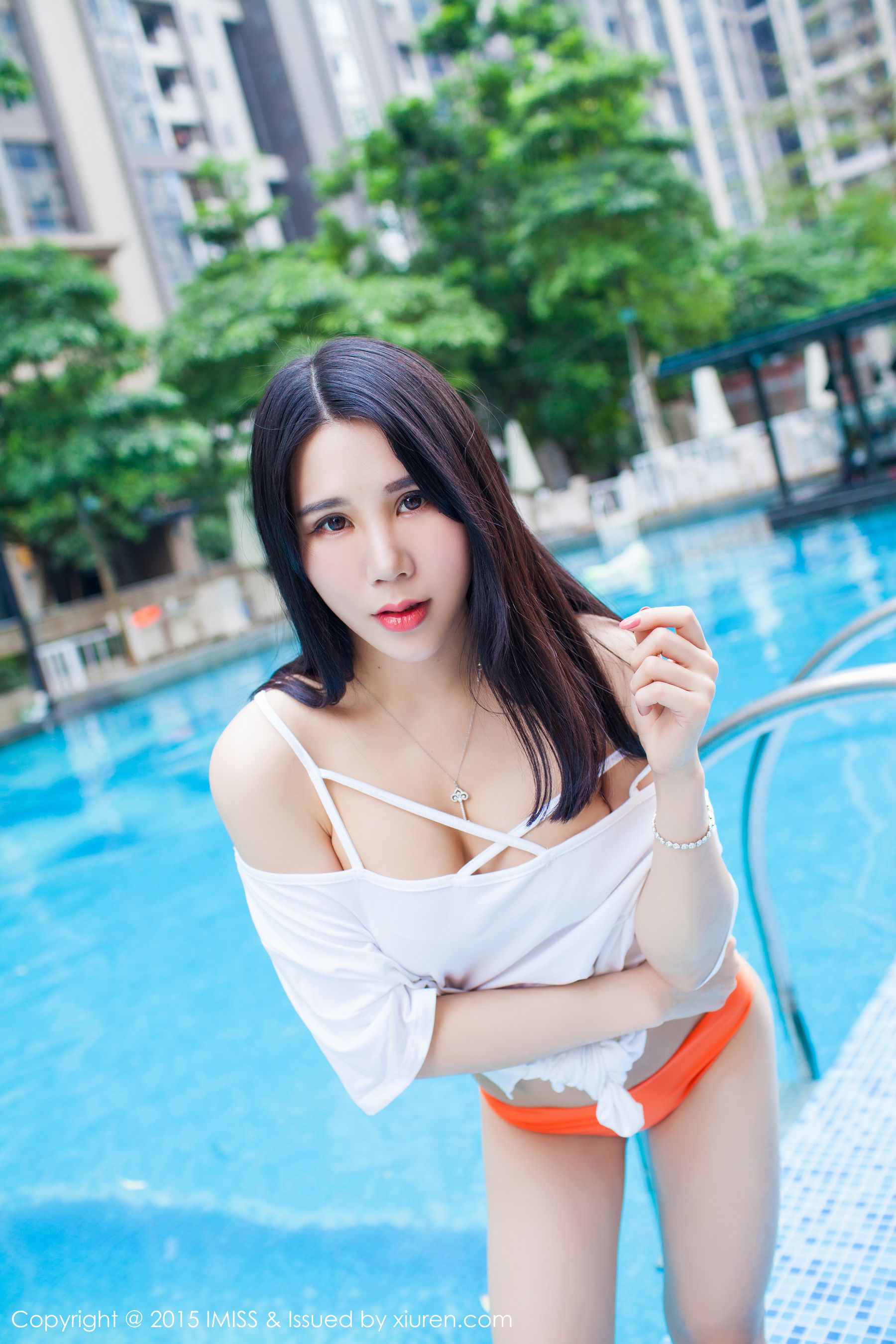 林恩芝alu《清新外拍》 [爱蜜社IMiss] Vol.048_第4张