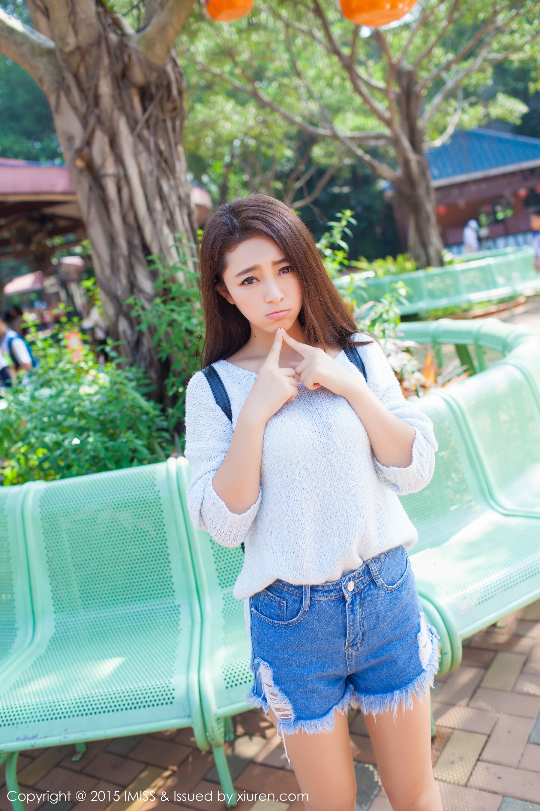 夏茉GIGI《牛仔热裤街拍》 [爱蜜社IMiss] Vol.049_第4张