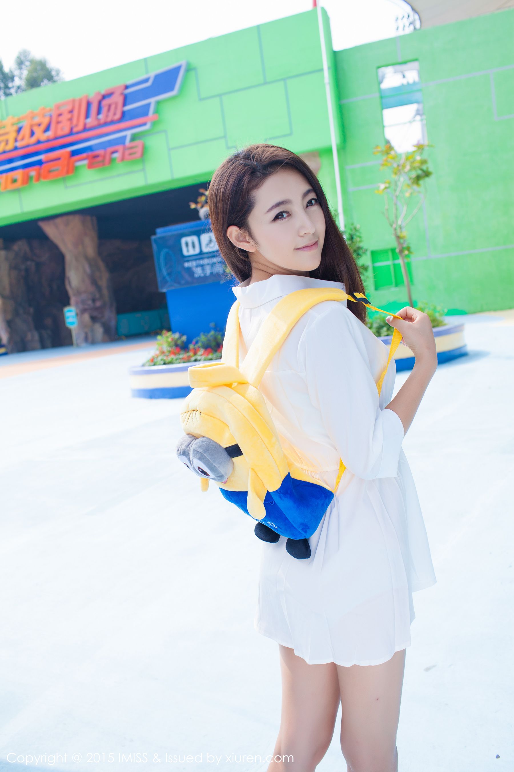 夏茉GIGI《小清新街拍》 [爱蜜社IMiss] Vol.053_第3张