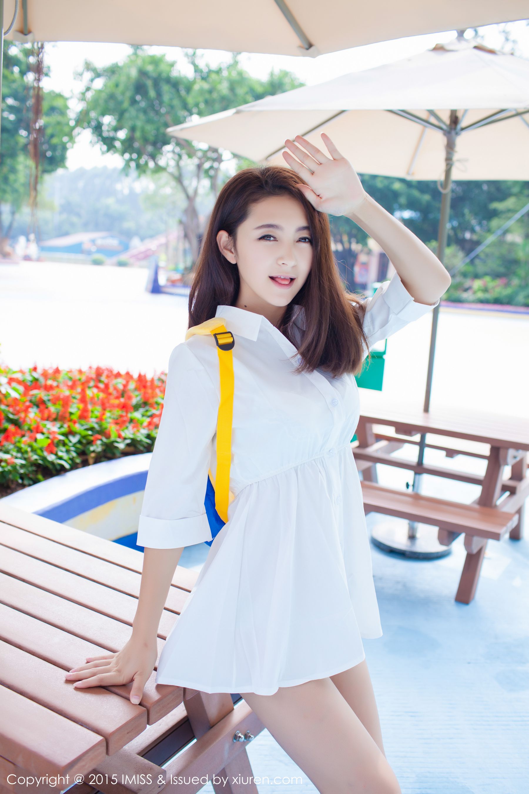 夏茉GIGI《小清新街拍》 [爱蜜社IMiss] Vol.053_第4张