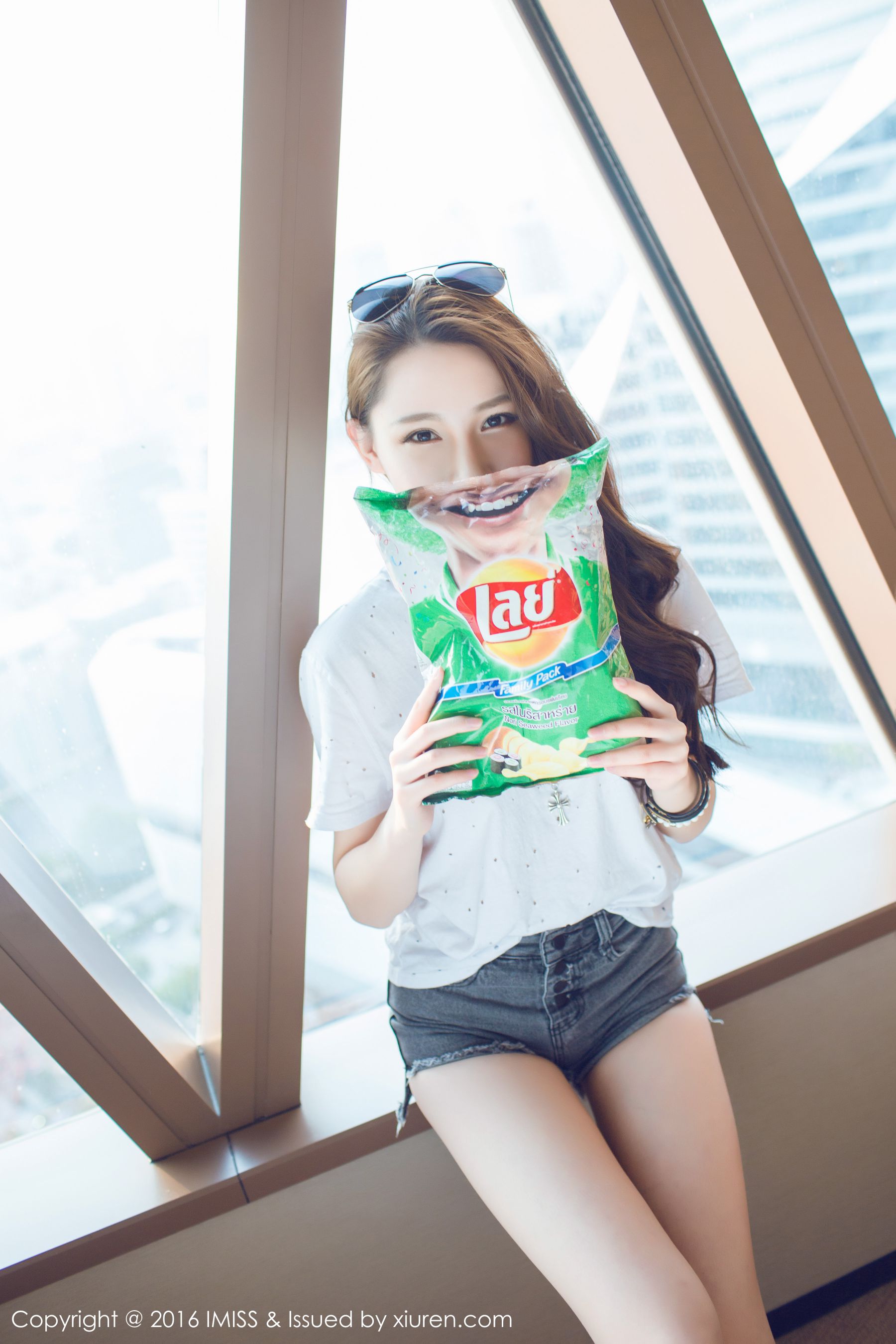 极品长腿美女@刘奕宁Lynn [爱蜜社IMiss] Vol.080_第1张