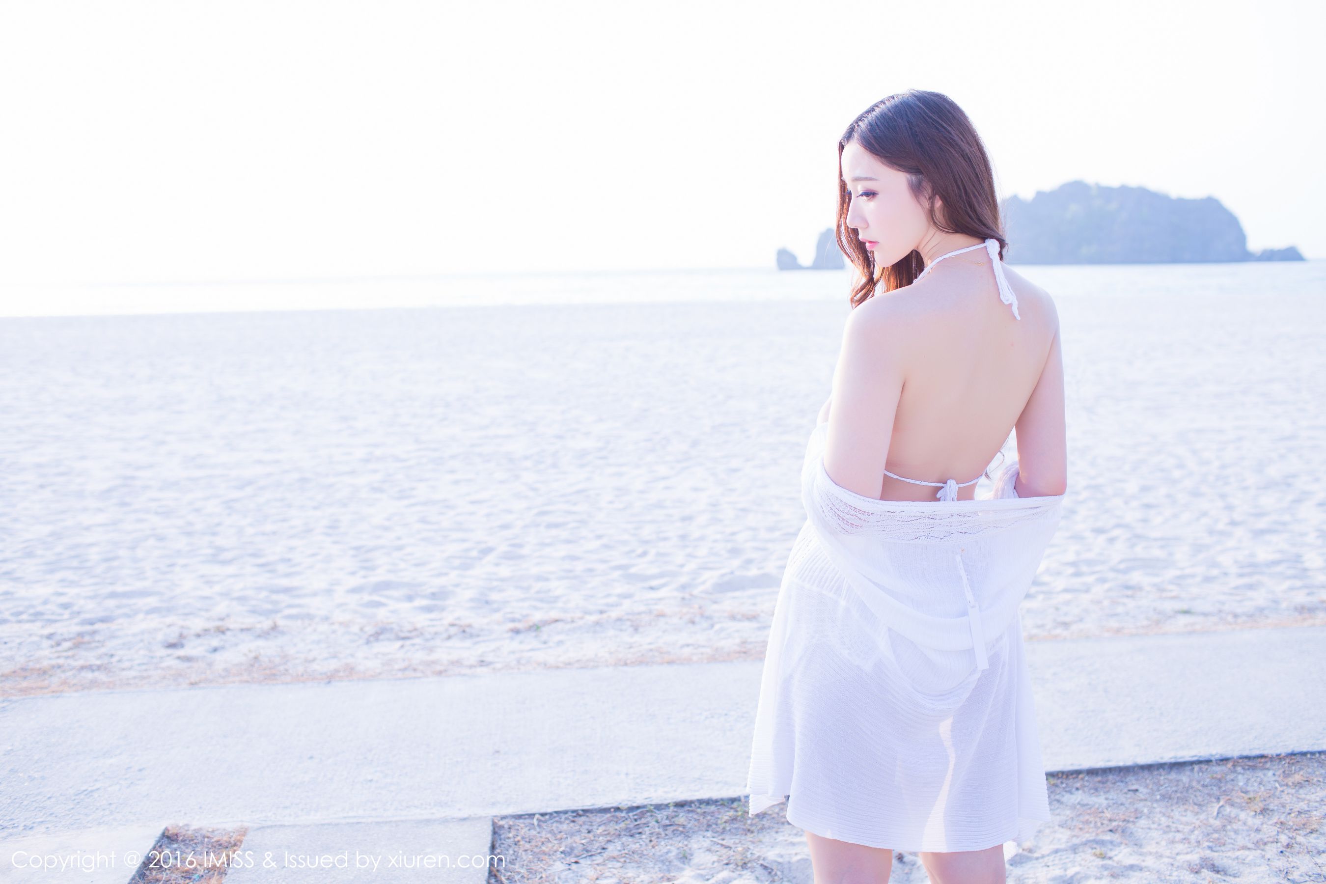 淼淼萌萌哒《极品女神清新泳装系列》 [爱蜜社IMiss] Vol.084_第5张