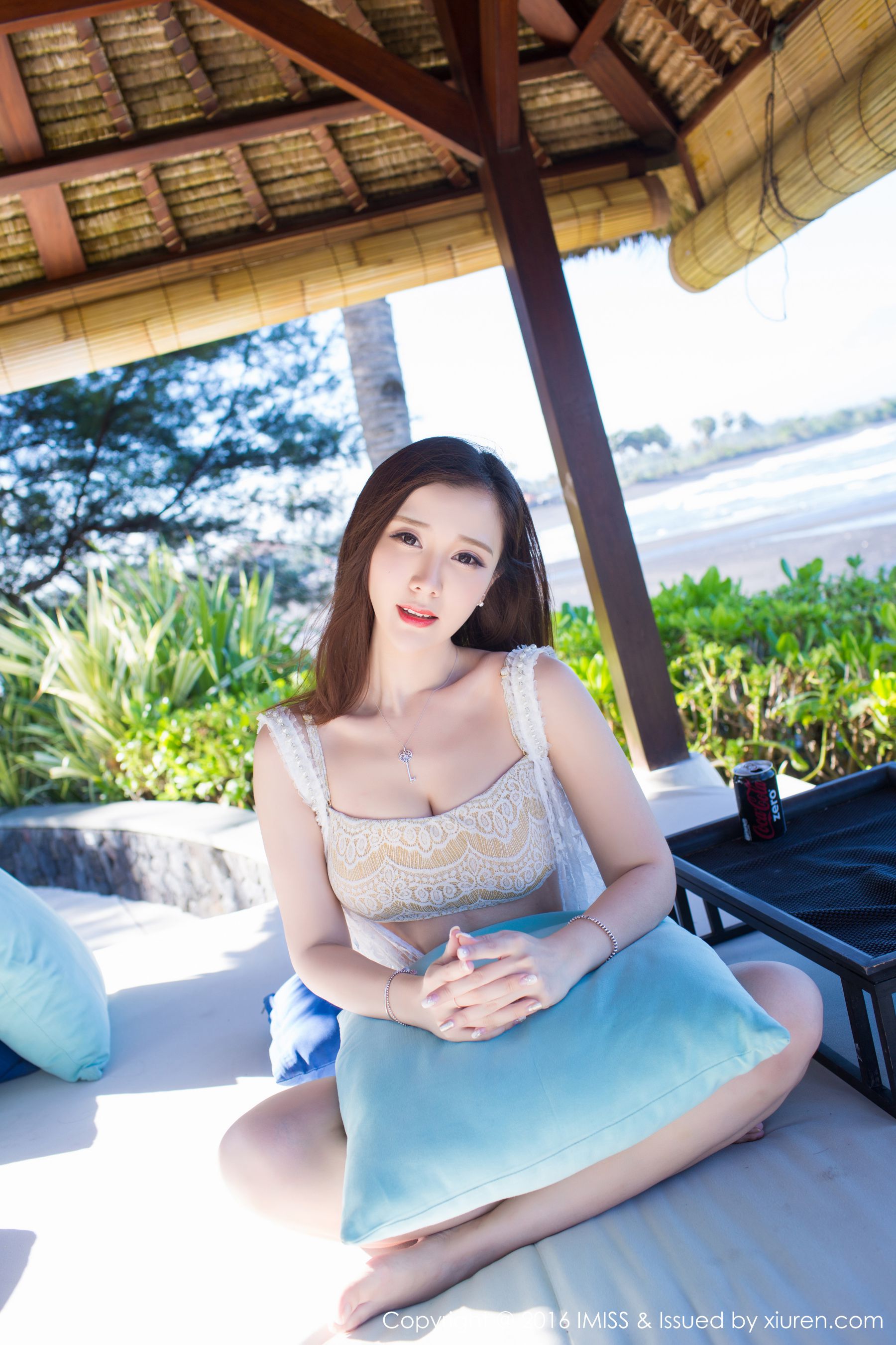 气质女神@淼淼萌萌哒《巴厘岛旅拍》 [爱蜜社IMiss] Vol.102_第2张